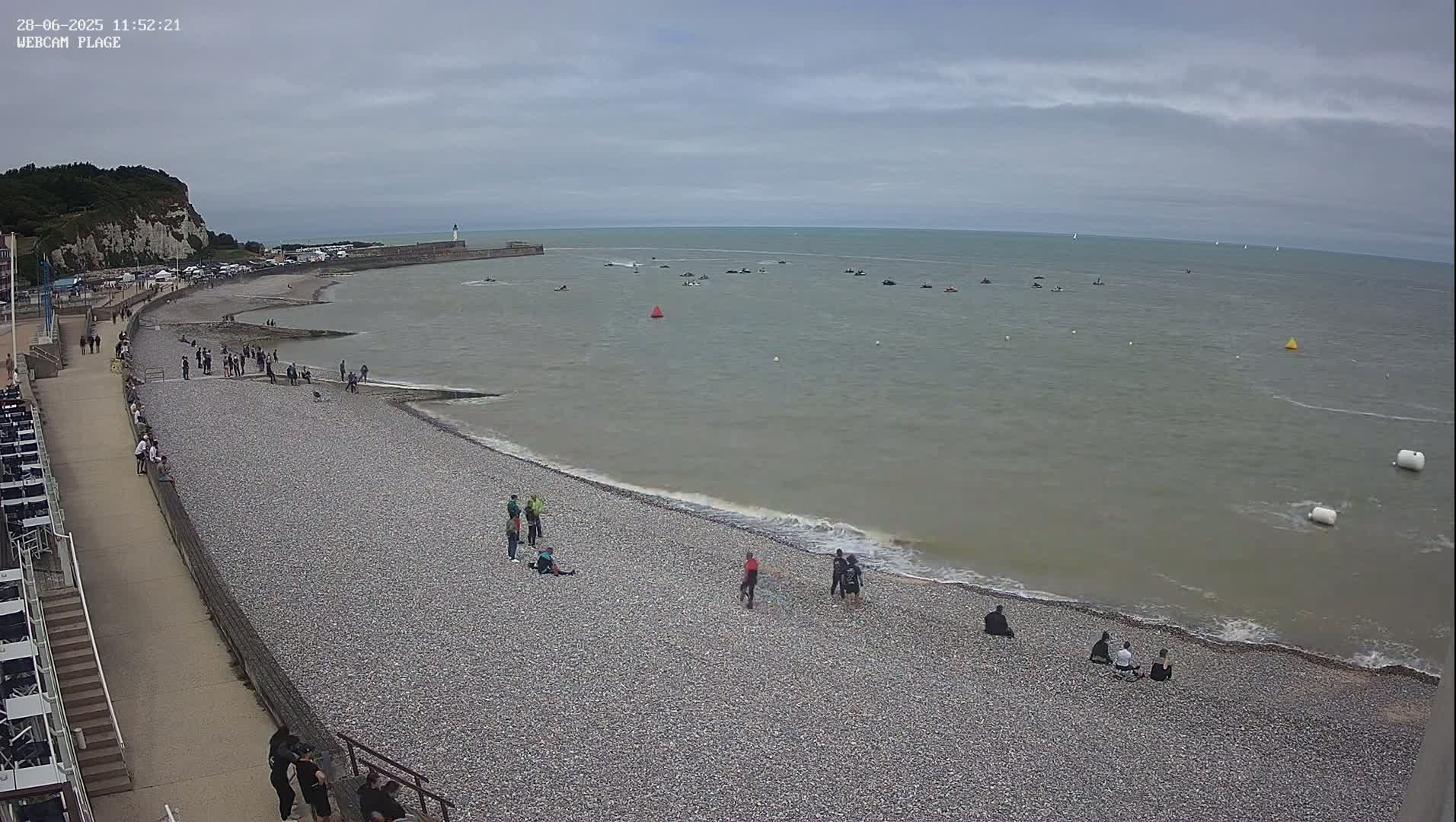 Plage de Saint-Valery-en-Caux  Beach Live Cam - Dieppe, Seine-Maritime, Normandie, France