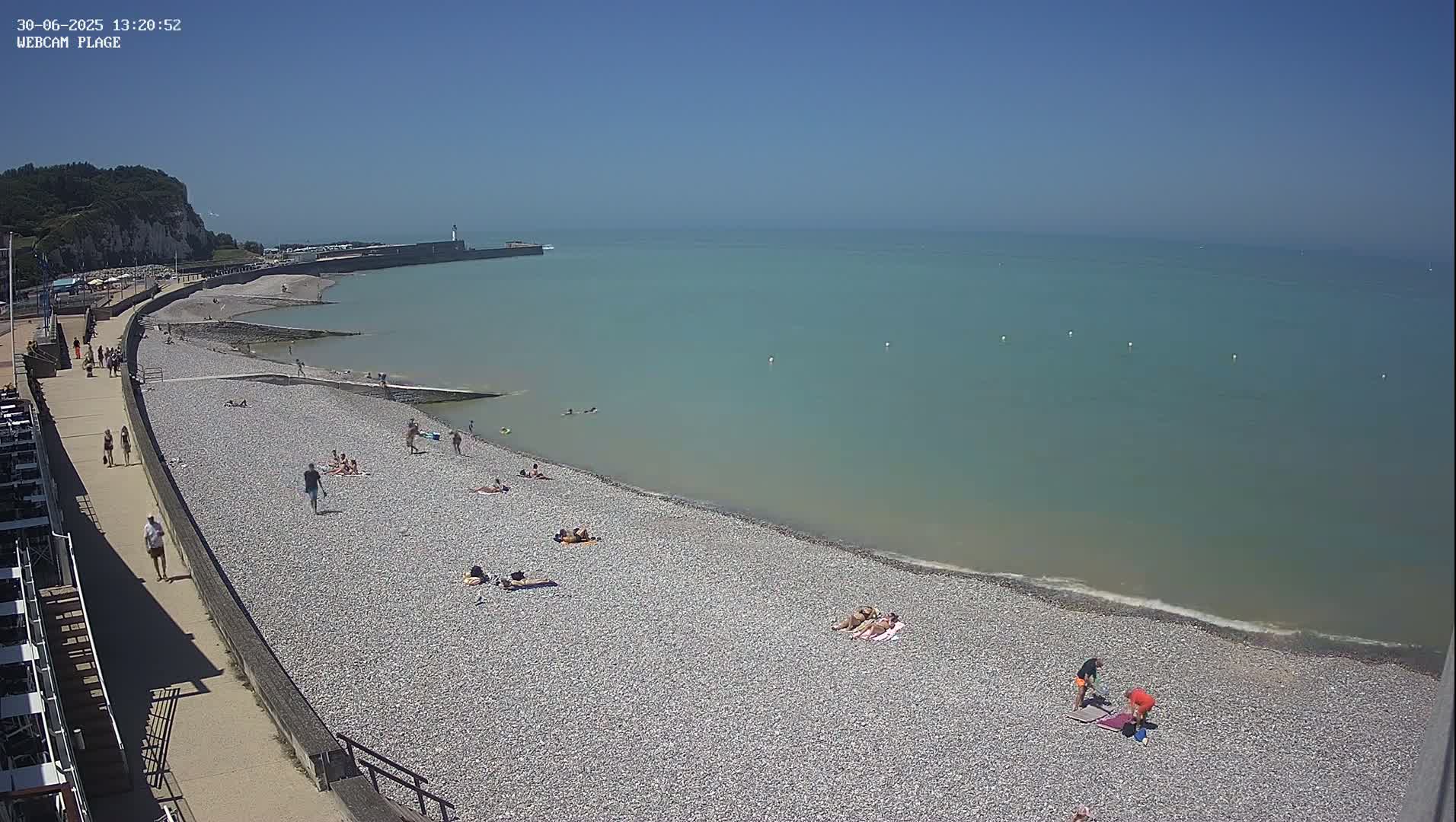 Plage de Saint-Valery-en-Caux  Beach Live Cam - Dieppe, Seine-Maritime, Normandie, France
