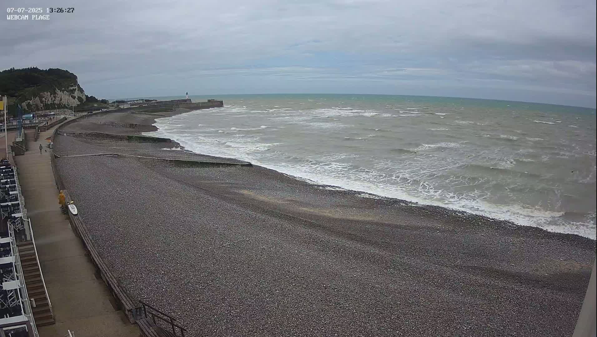 Plage de Saint-Valery-en-Caux  Beach Live Cam - Dieppe, Seine-Maritime, Normandie, France