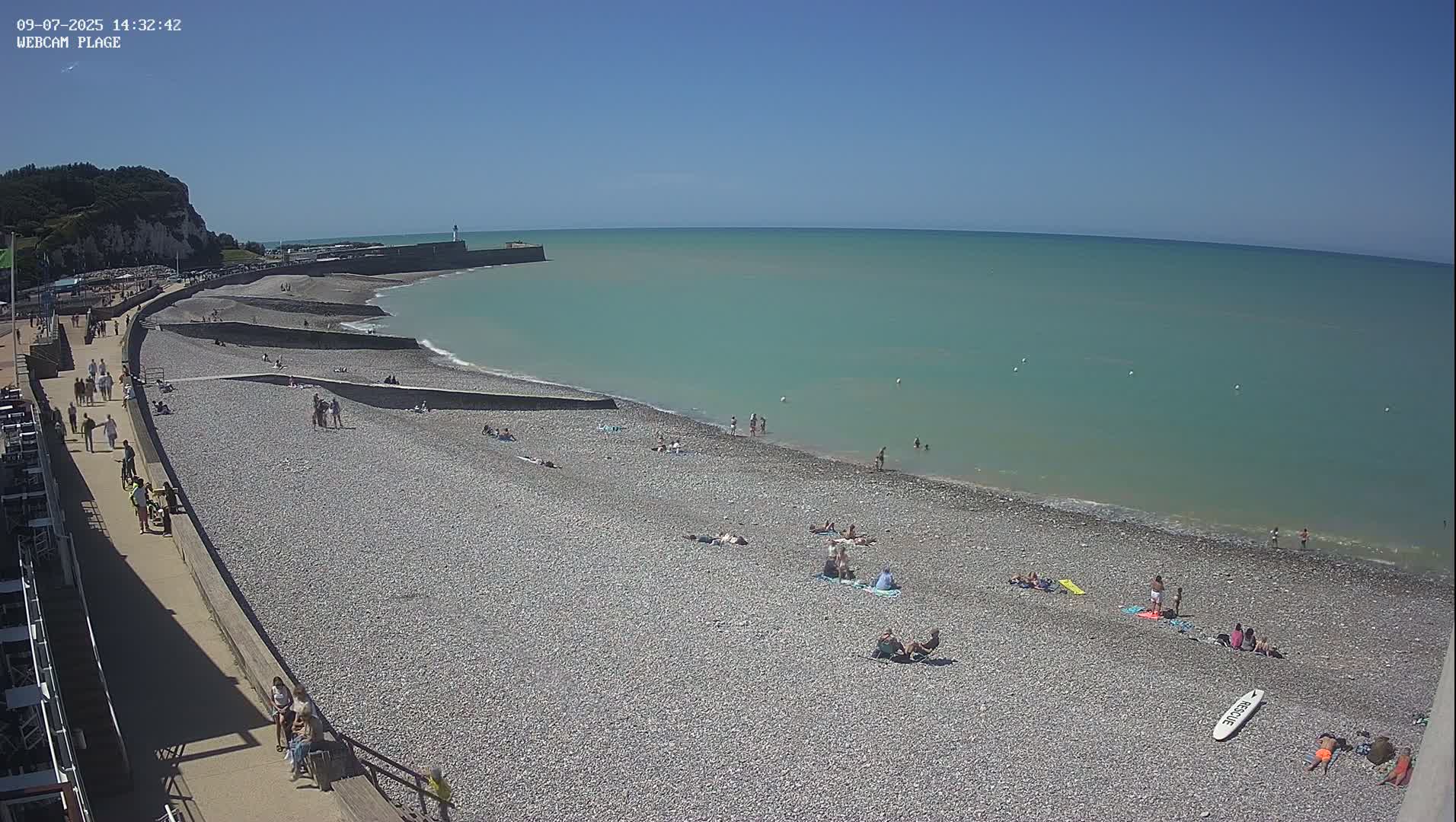 Plage de Saint-Valery-en-Caux  Beach Live Cam - Dieppe, Seine-Maritime, Normandie, France