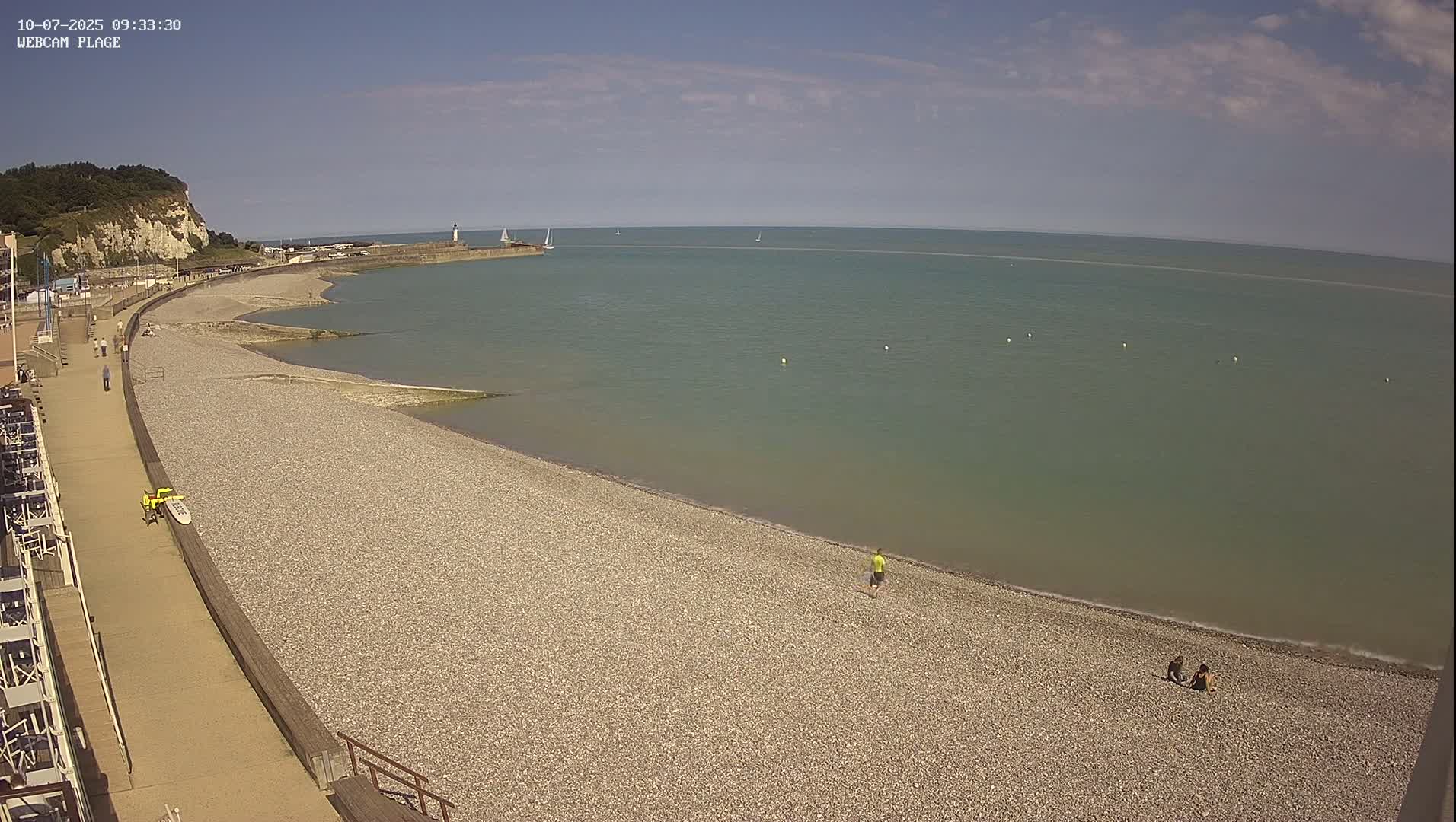 Plage de Saint-Valery-en-Caux  Beach Live Cam - Dieppe, Seine-Maritime, Normandie, France