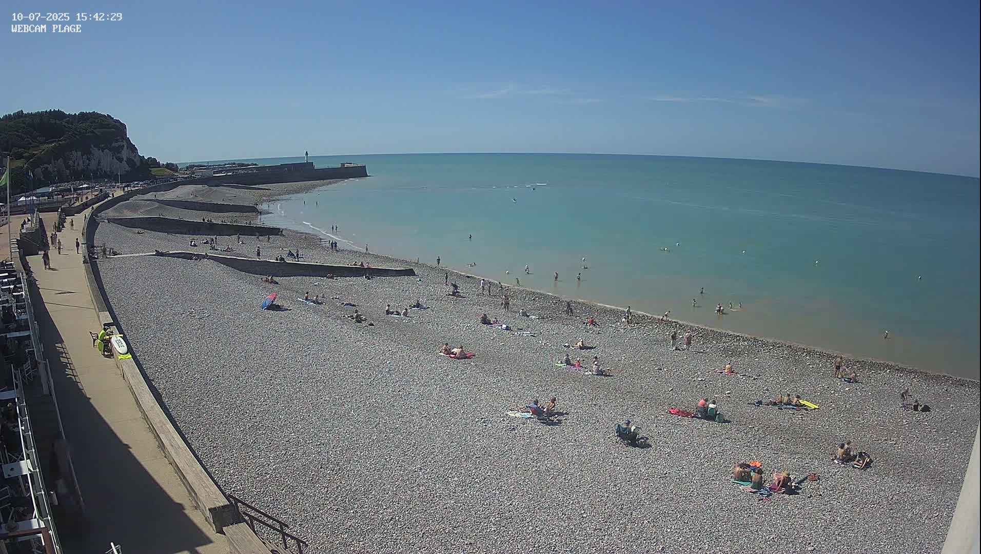 Plage de Saint-Valery-en-Caux  Beach Live Cam - Dieppe, Seine-Maritime, Normandie, France