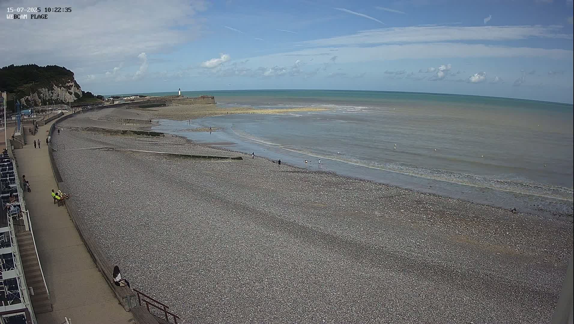Plage de Saint-Valery-en-Caux  Beach Live Cam - Dieppe, Seine-Maritime, Normandie, France
