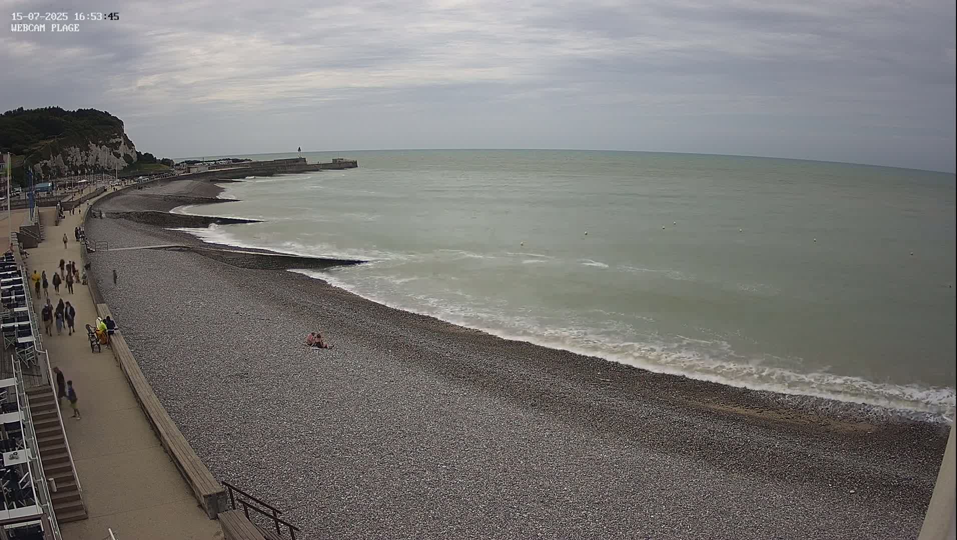 Plage de Saint-Valery-en-Caux  Beach Live Cam - Dieppe, Seine-Maritime, Normandie, France