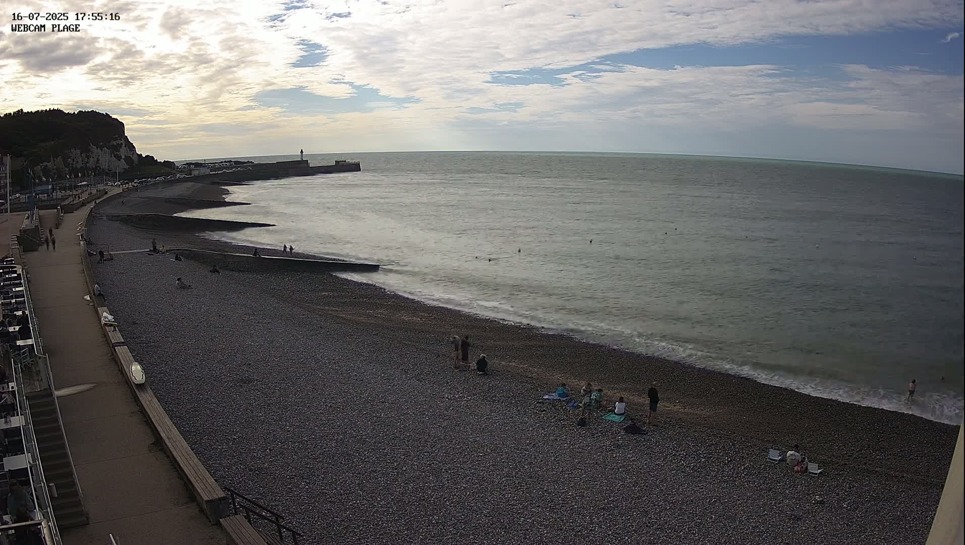 Plage de Saint-Valery-en-Caux  Beach Live Cam - Dieppe, Seine-Maritime, Normandie, France