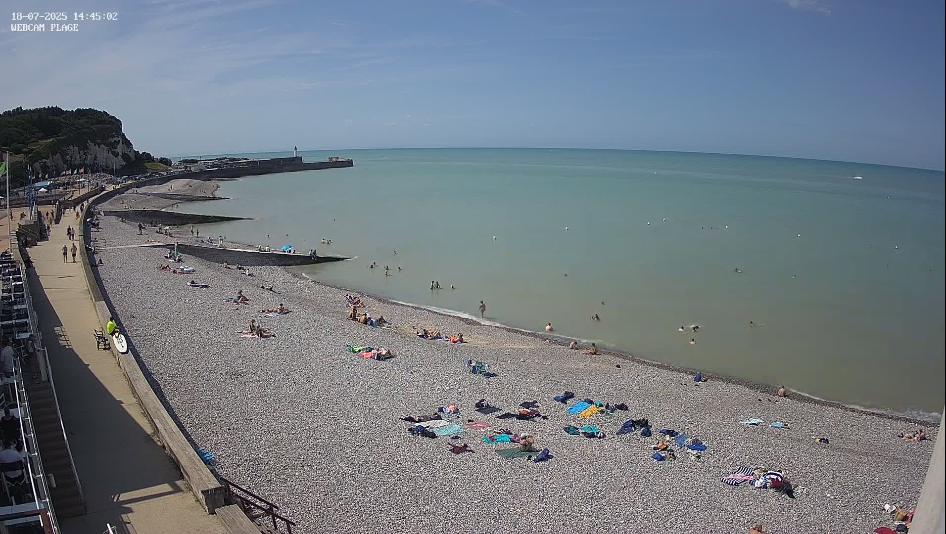 Plage de Saint-Valery-en-Caux  Beach Live Cam - Dieppe, Seine-Maritime, Normandie, France