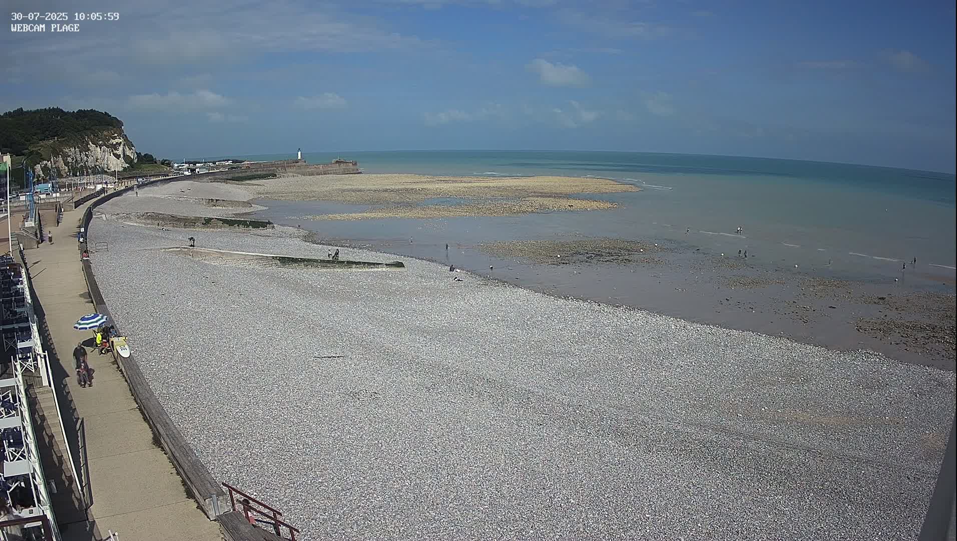 Plage de Saint-Valery-en-Caux  Beach Live Cam - Dieppe, Seine-Maritime, Normandie, France