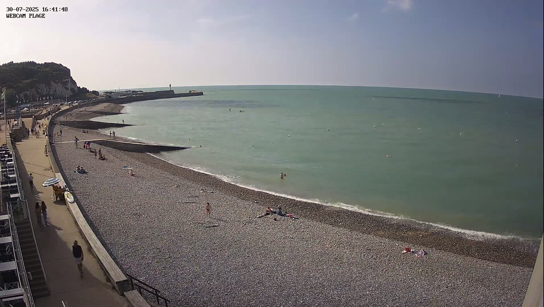 Plage de Saint-Valery-en-Caux  Beach Live Cam - Dieppe, Seine-Maritime, Normandie, France