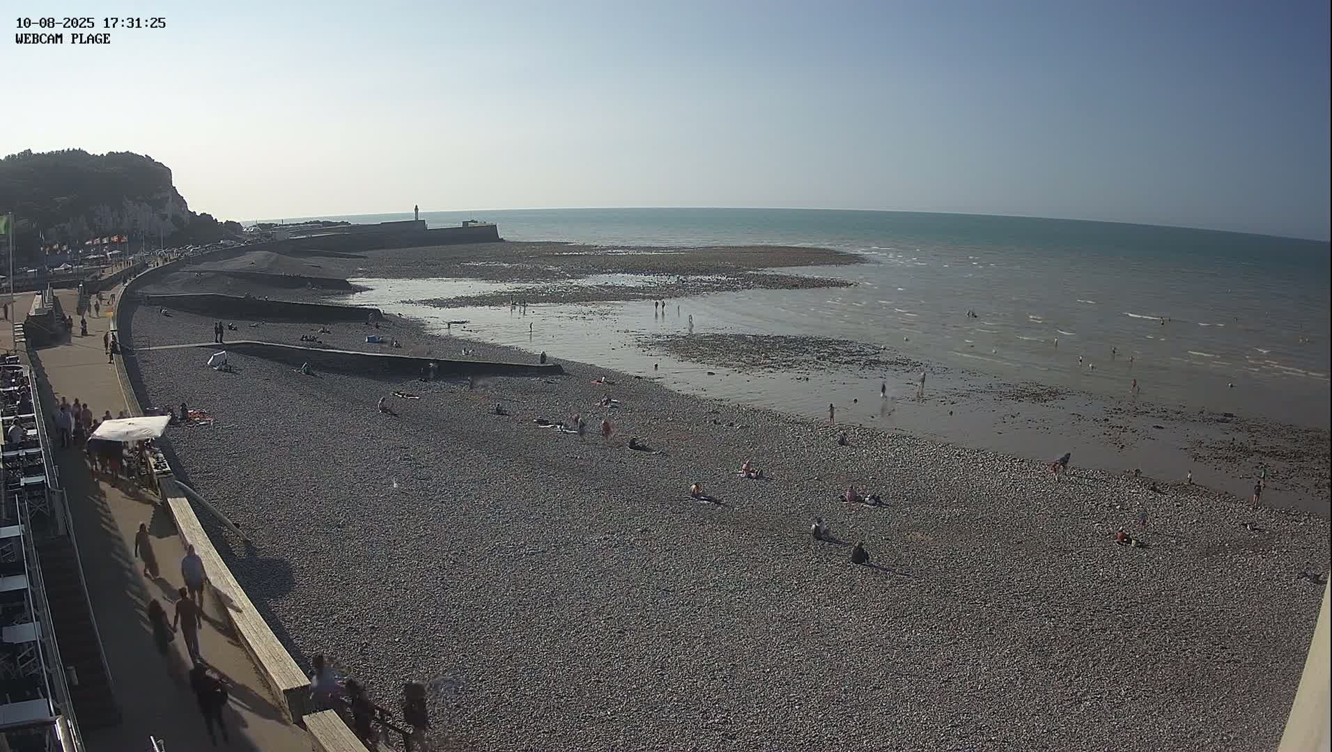 Plage de Saint-Valery-en-Caux  Beach Live Cam - Dieppe, Seine-Maritime, Normandie, France