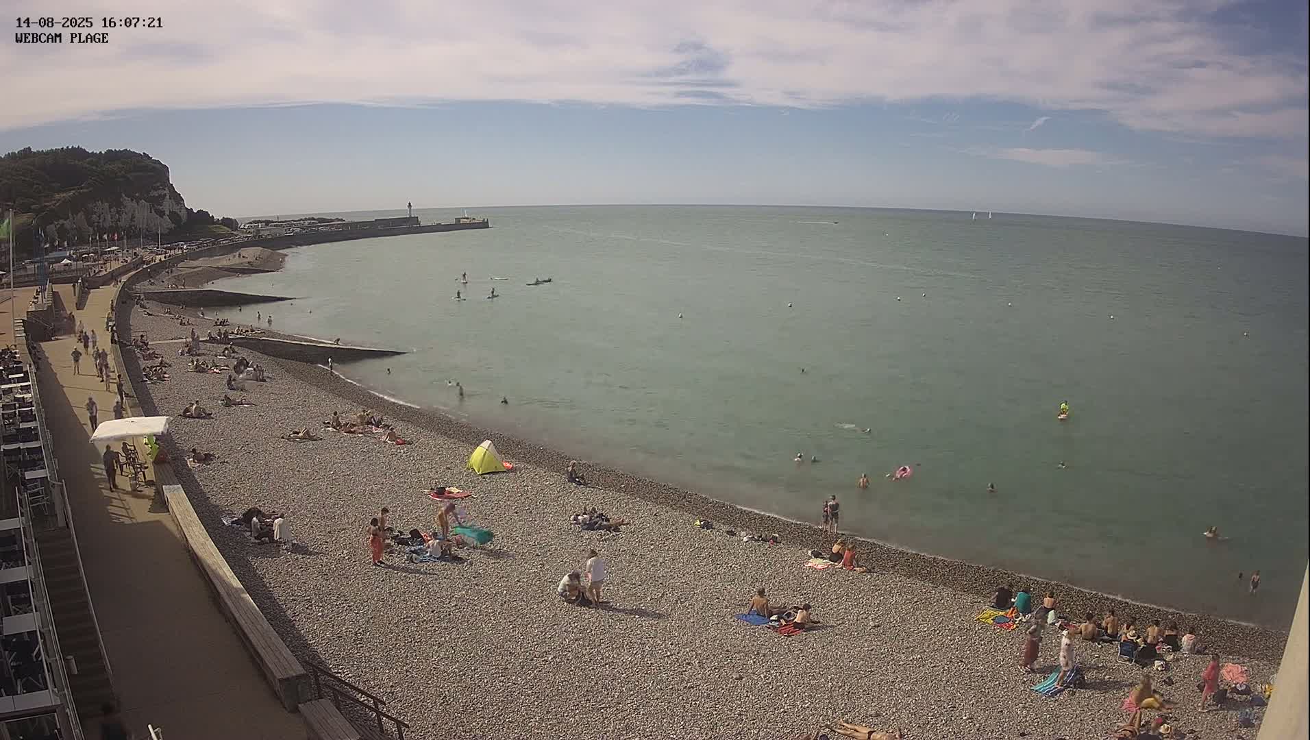 Plage de Saint-Valery-en-Caux  Beach Live Cam - Dieppe, Seine-Maritime, Normandie, France