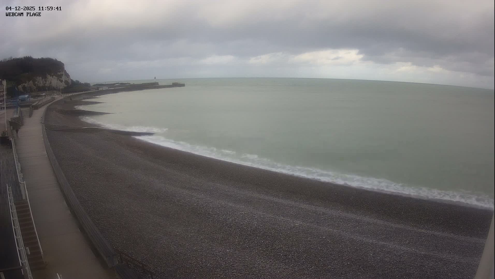 Plage de Saint-Valery-en-Caux  Beach Live Cam - Dieppe, Seine-Maritime, Normandie, France