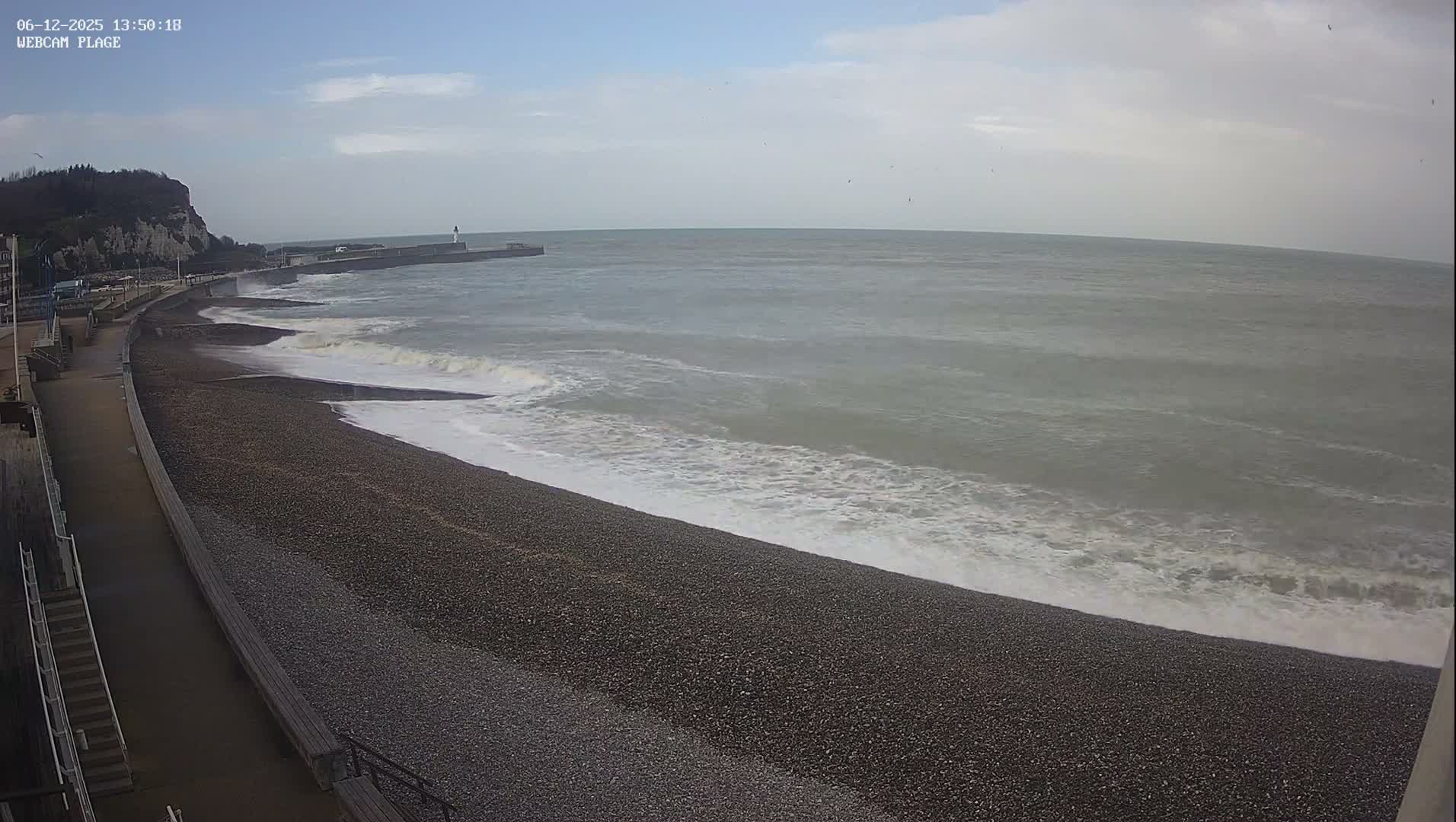 Plage de Saint-Valery-en-Caux  Beach Live Cam - Dieppe, Seine-Maritime, Normandie, France