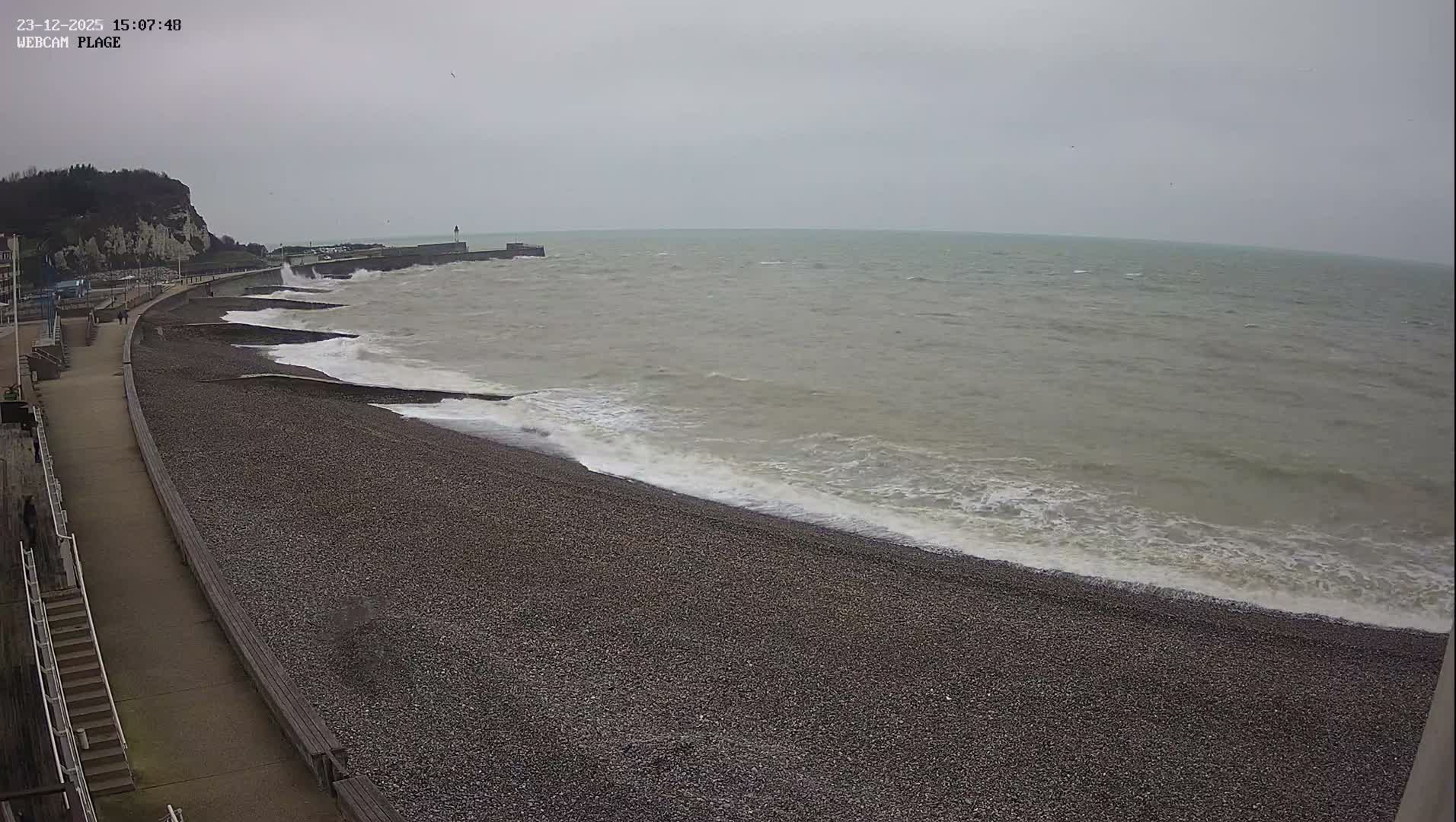 Plage de Saint-Valery-en-Caux  Beach Live Cam - Dieppe, Seine-Maritime, Normandie, France