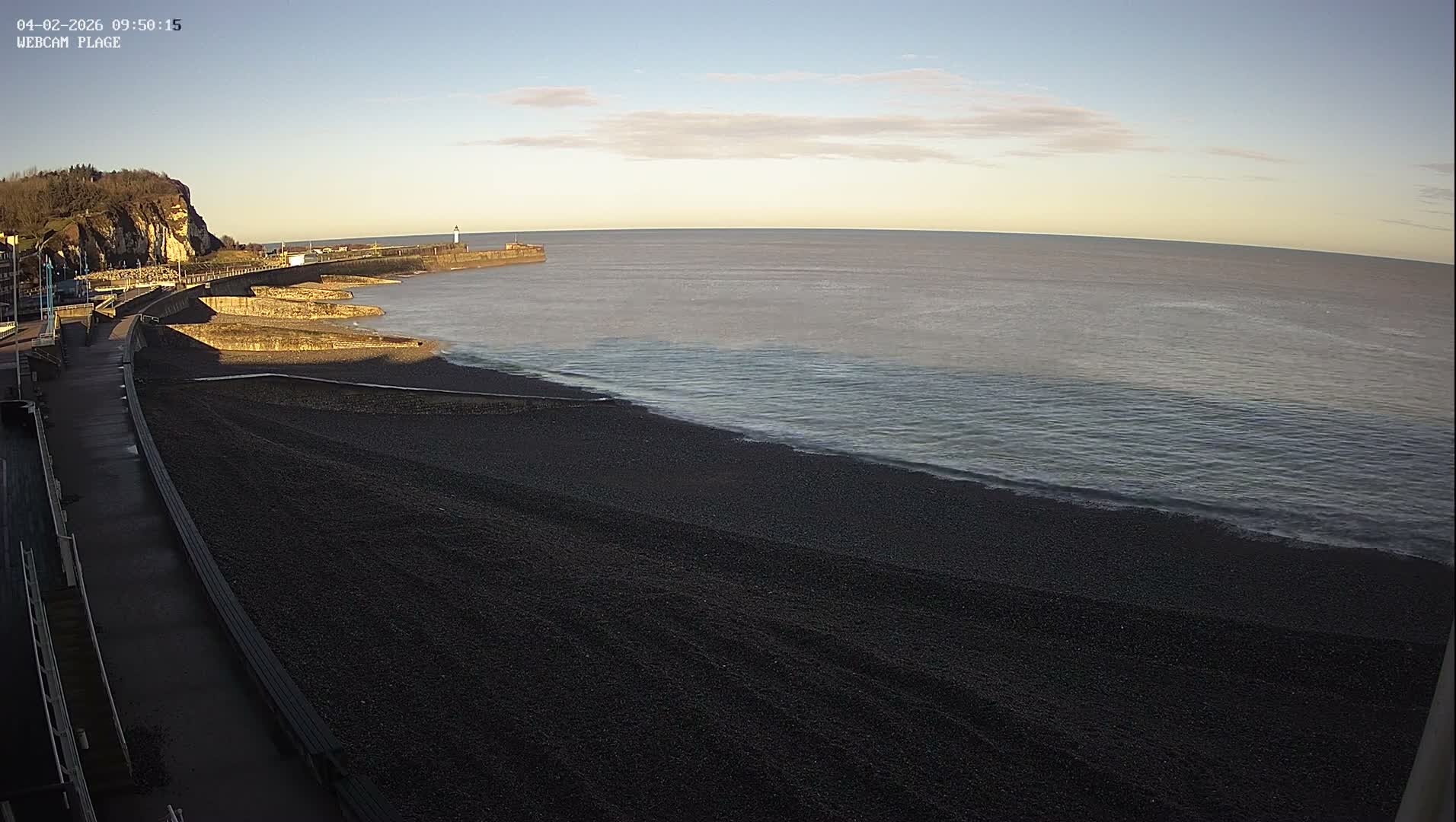 Plage de Saint-Valery-en-Caux  Beach Live Cam - Dieppe, Seine-Maritime, Normandie, France