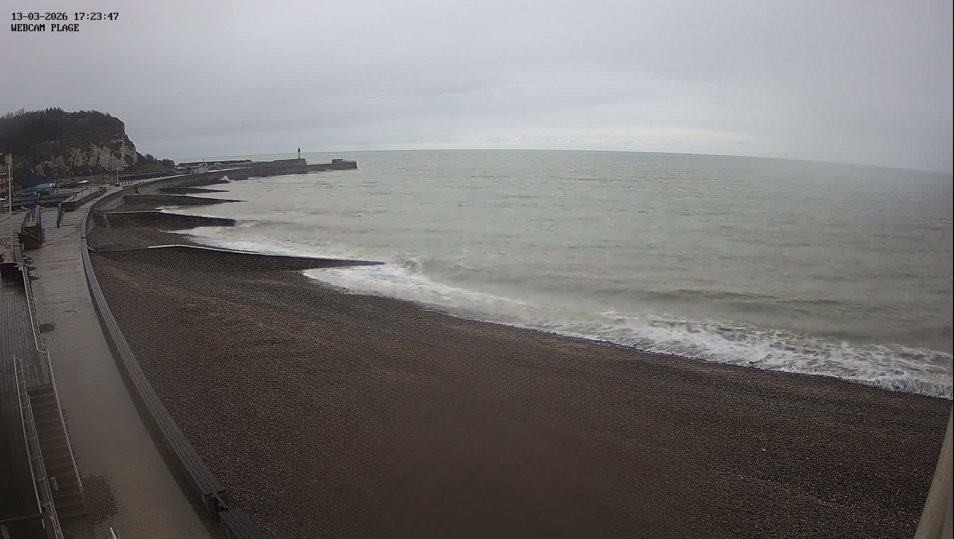 Plage de Saint-Valery-en-Caux  Beach Live Cam - Dieppe, Seine-Maritime, Normandie, France