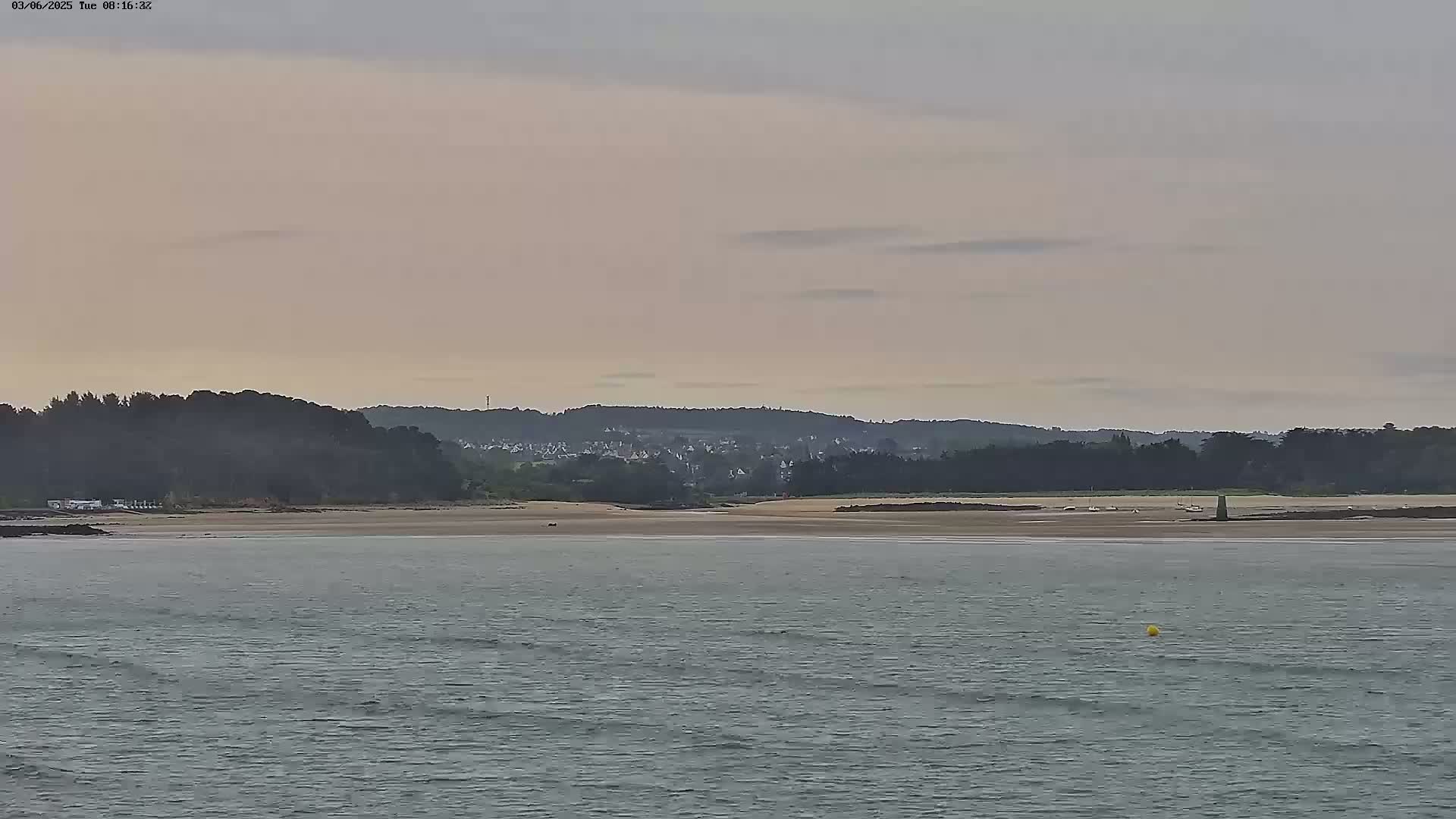 Locquirec Commune & Port Live Cam - Morlaix, Finistere, Bretagne, France