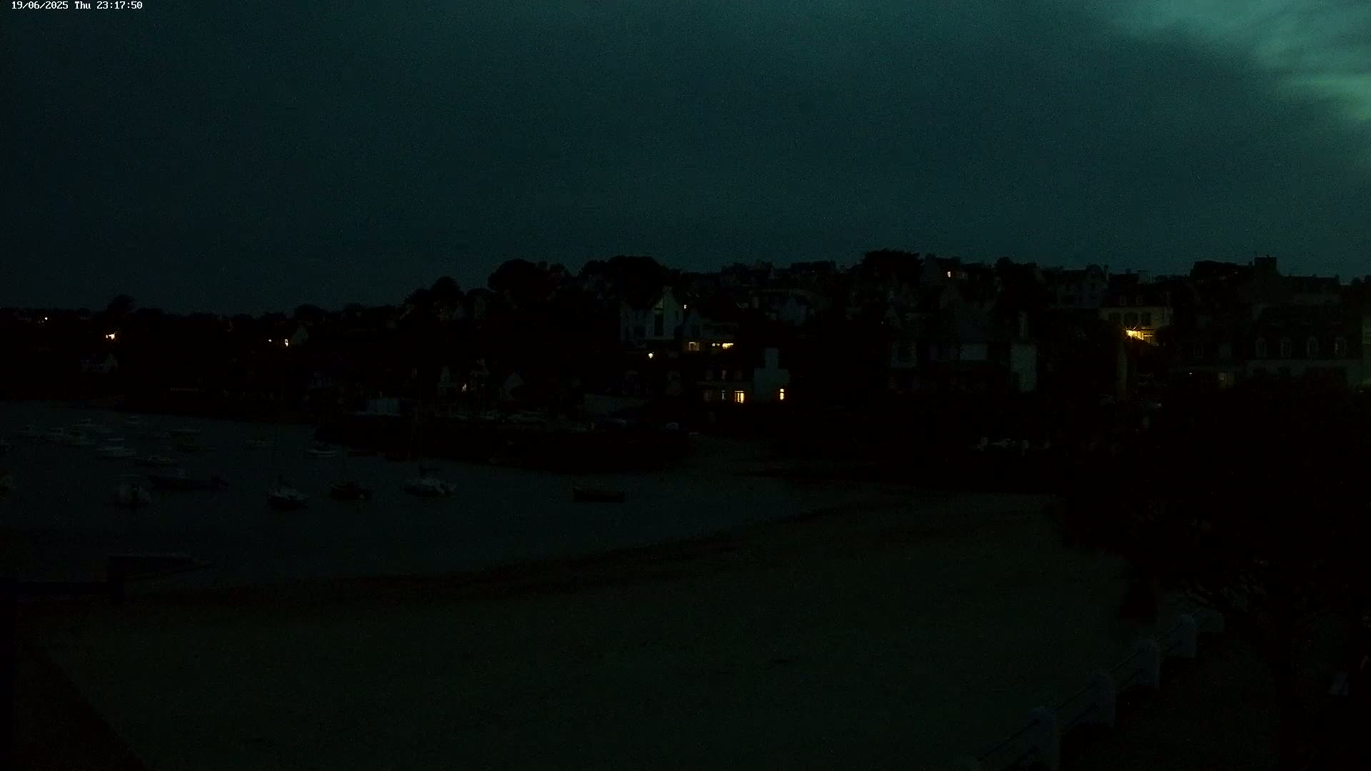 Locquirec Commune & Port Live Cam - Morlaix, Finistere, Bretagne, France