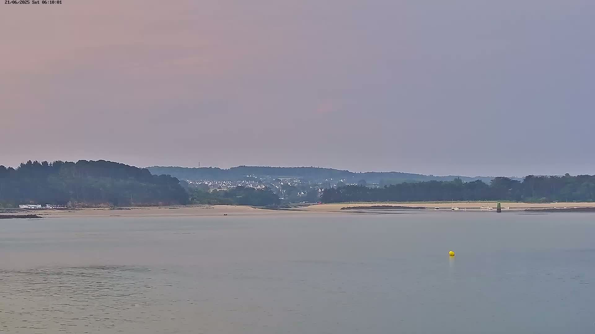 Locquirec Commune & Port Live Cam - Morlaix, Finistere, Bretagne, France