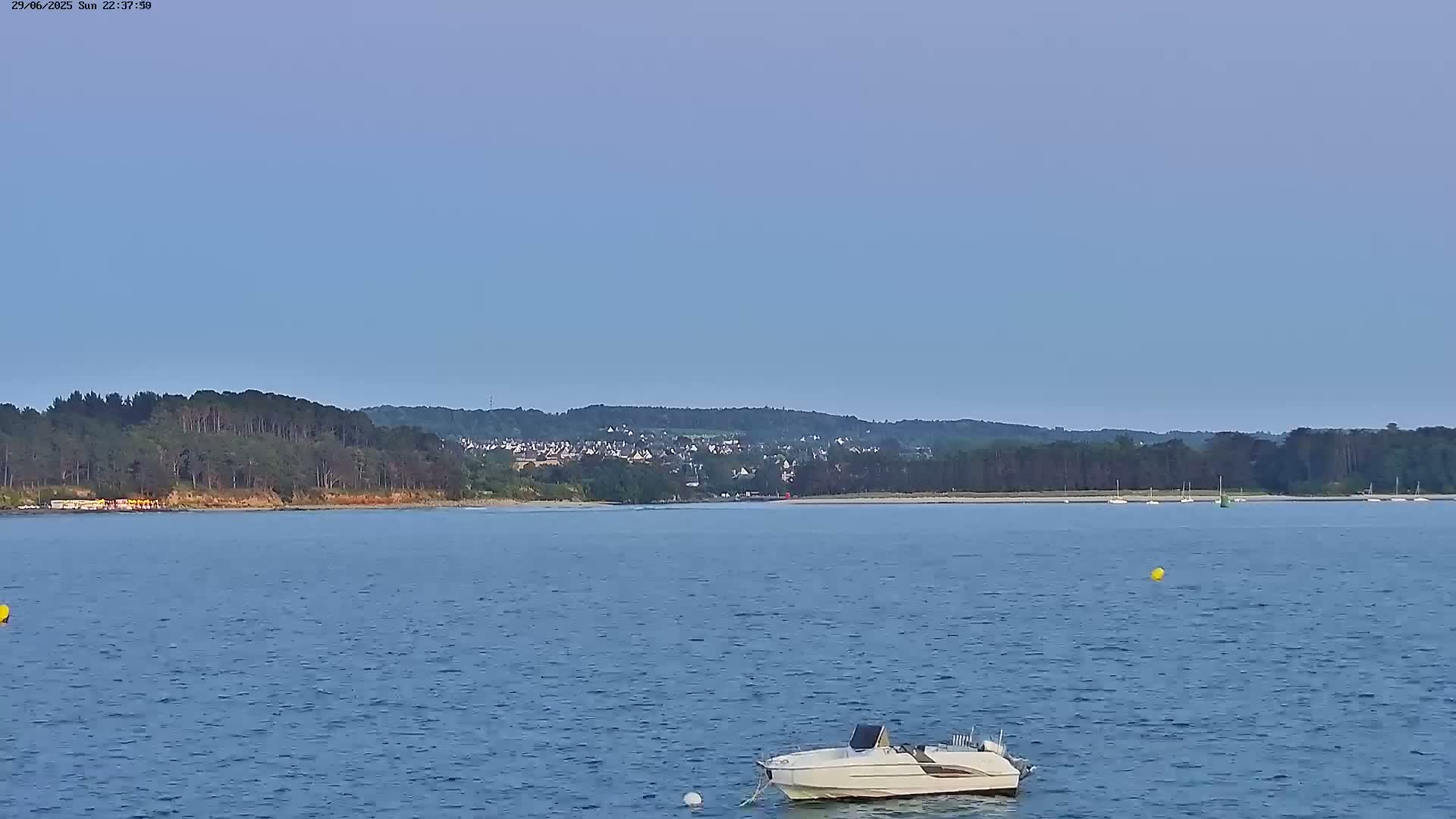 Locquirec Commune & Port Live Cam - Morlaix, Finistere, Bretagne, France