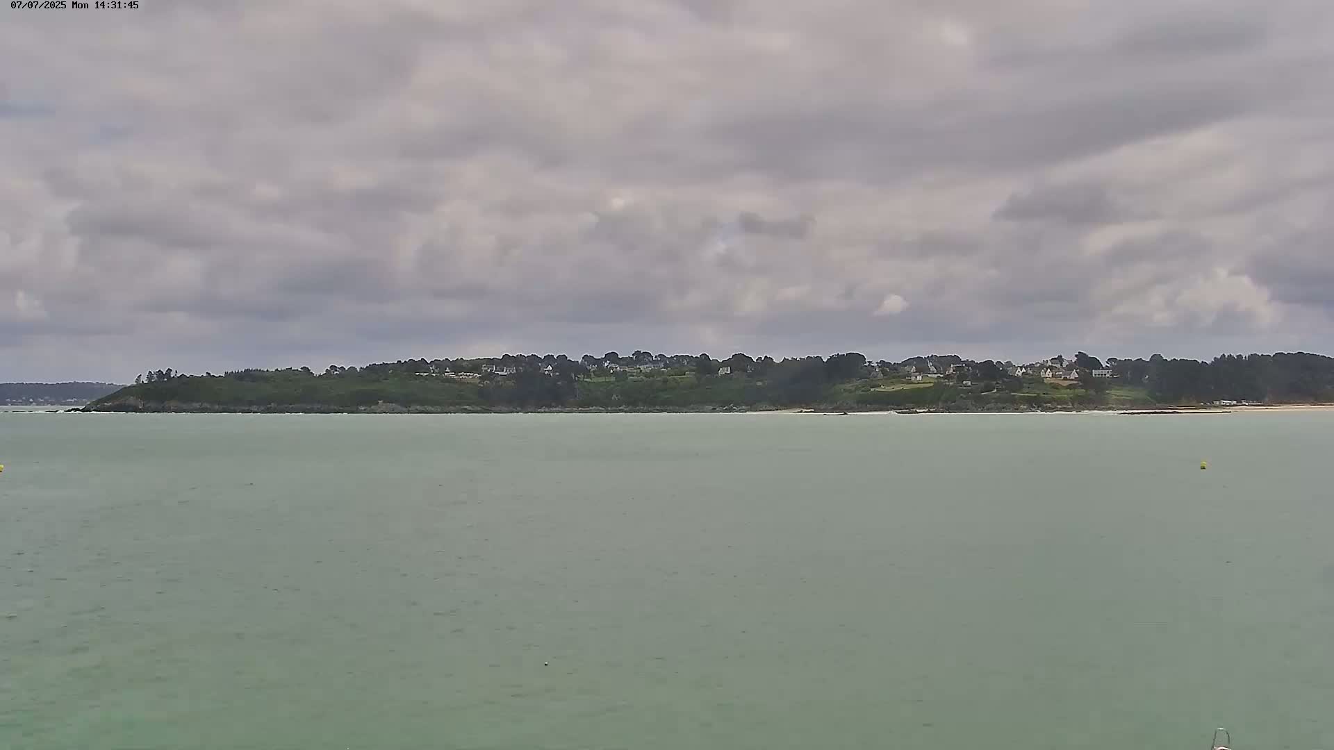 Locquirec Commune & Port Live Cam - Morlaix, Finistere, Bretagne, France