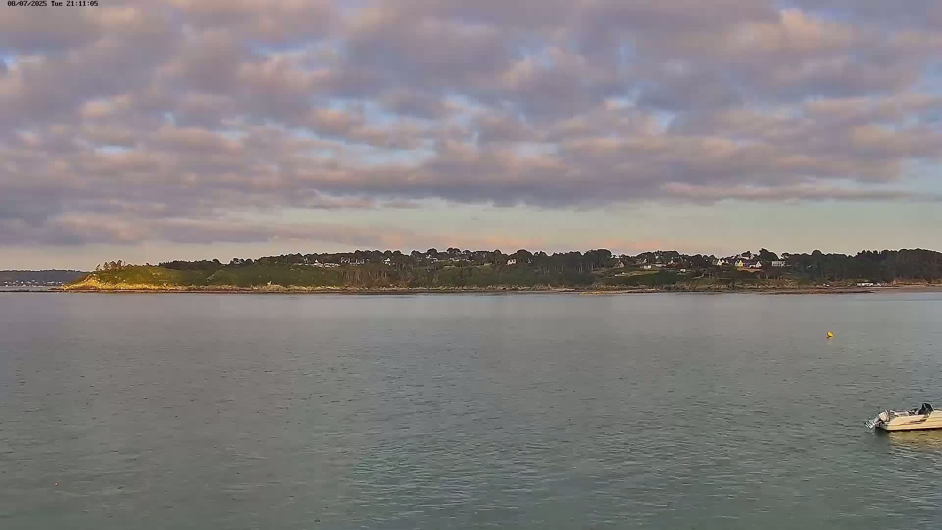 Locquirec Commune & Port Live Cam - Morlaix, Finistere, Bretagne, France