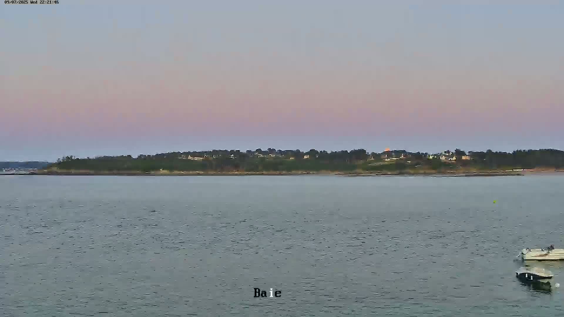 Locquirec Commune & Port Live Cam - Morlaix, Finistere, Bretagne, France