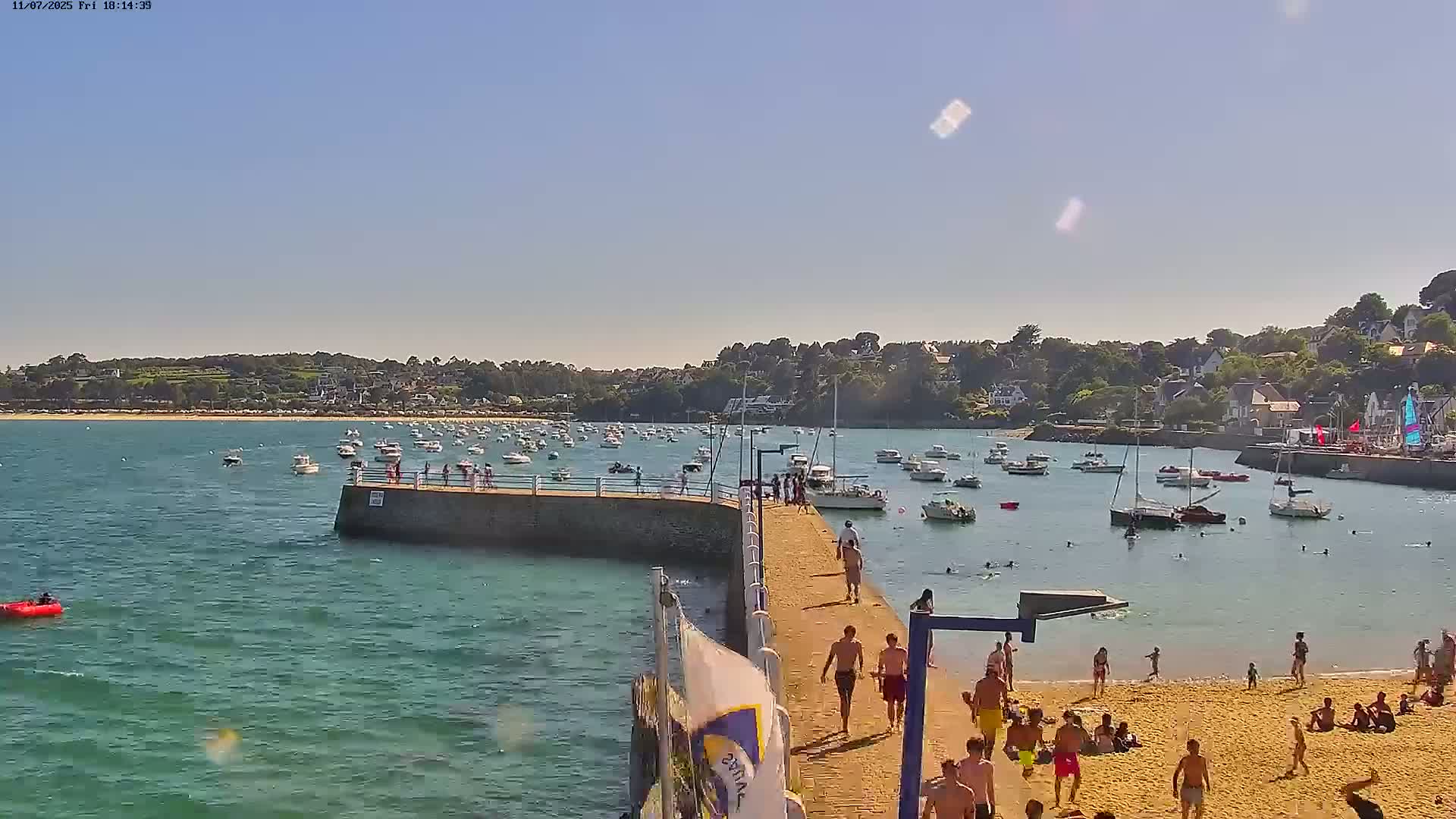 Locquirec Commune & Port Live Cam - Morlaix, Finistere, Bretagne, France