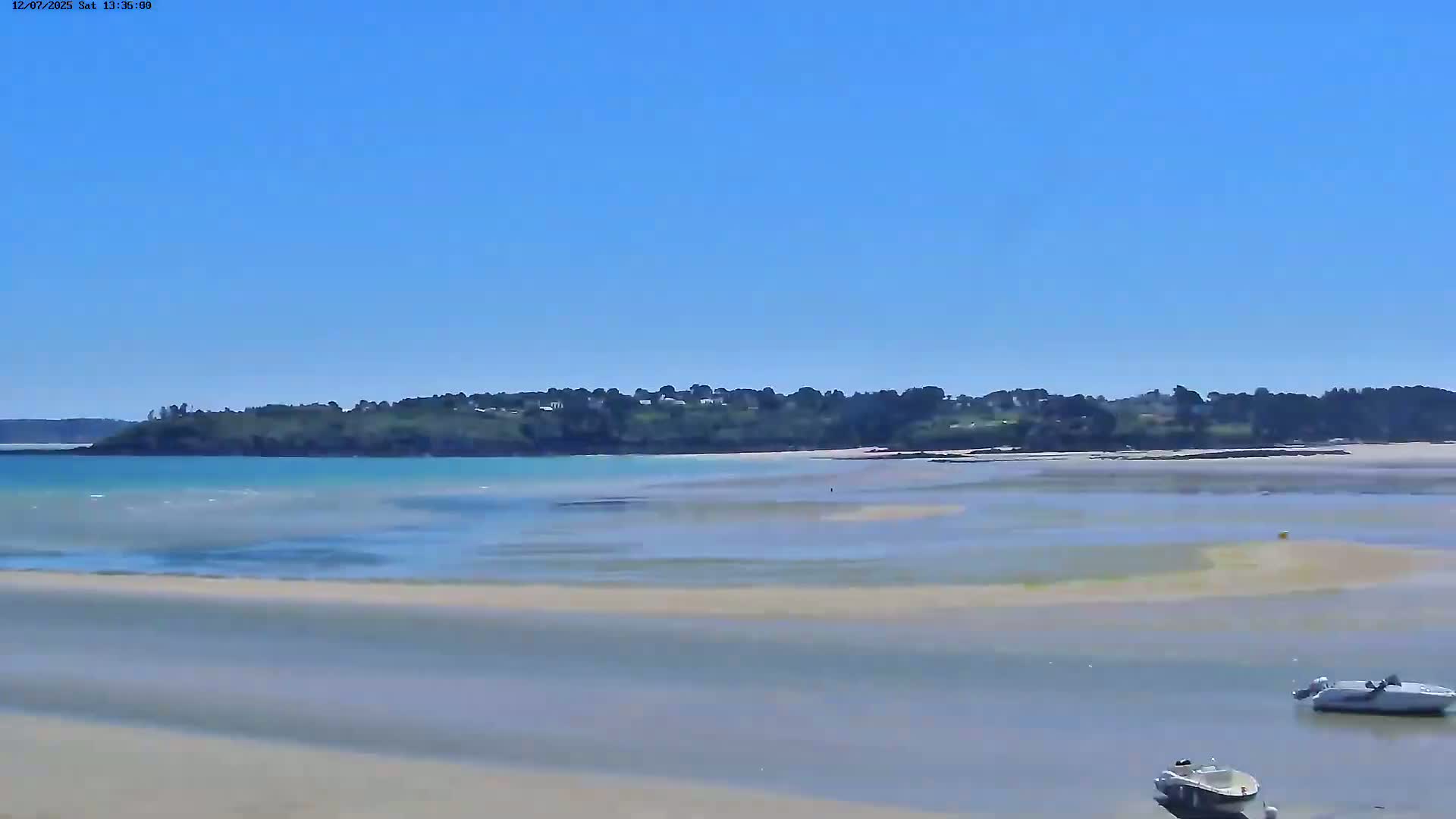 Locquirec Commune & Port Live Cam - Morlaix, Finistere, Bretagne, France