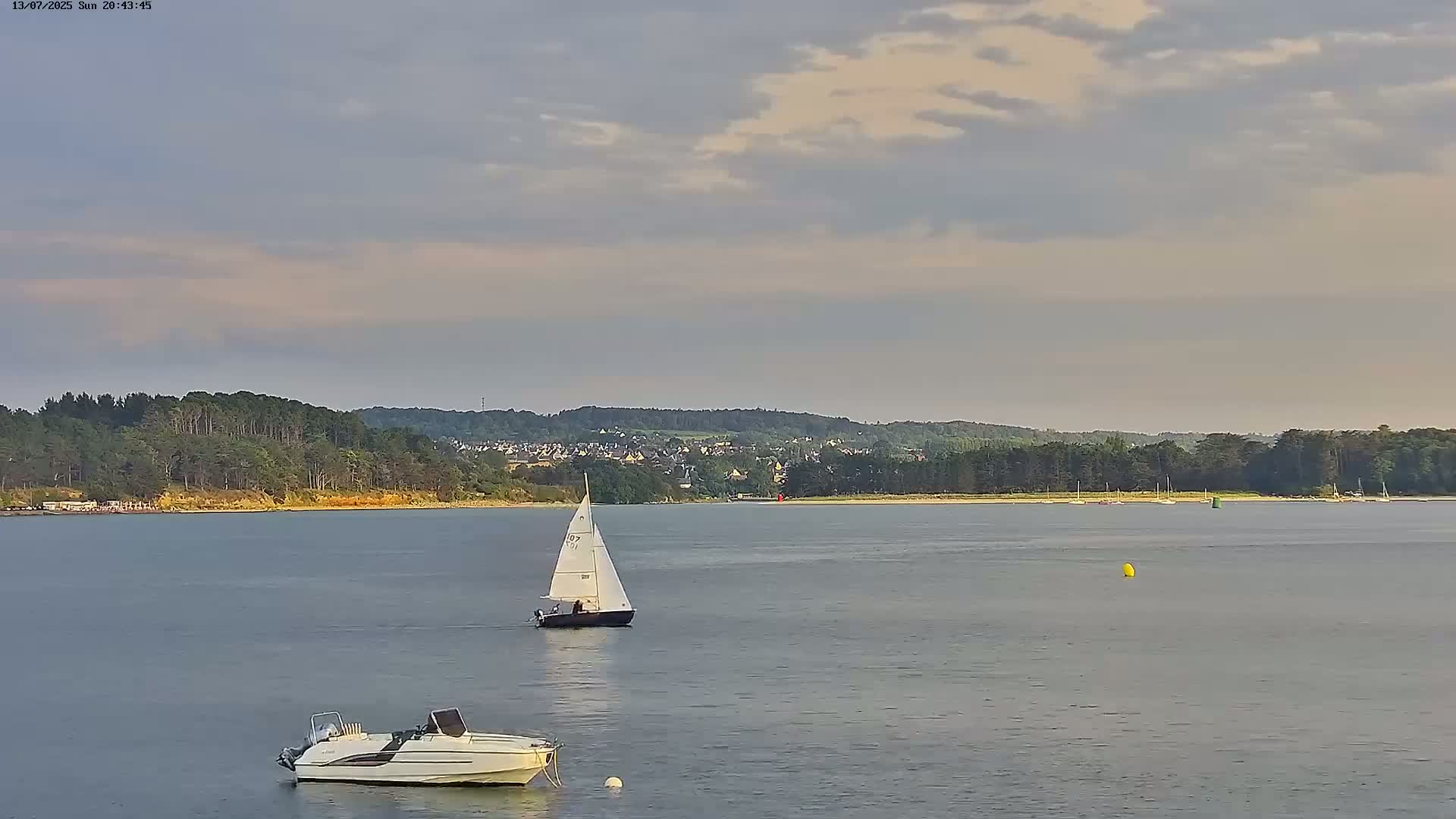 Locquirec Commune & Port Live Cam - Morlaix, Finistere, Bretagne, France