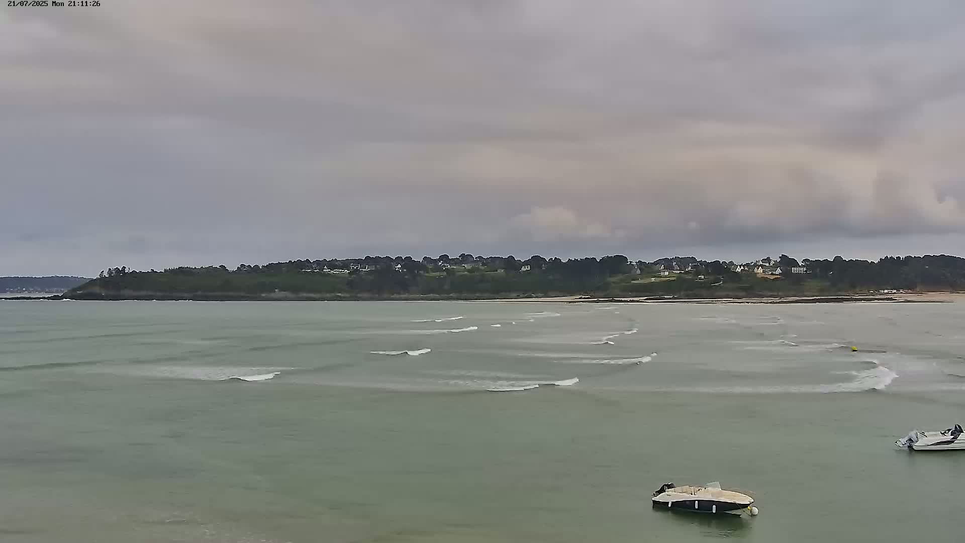 Locquirec Commune & Port Live Cam - Morlaix, Finistere, Bretagne, France
