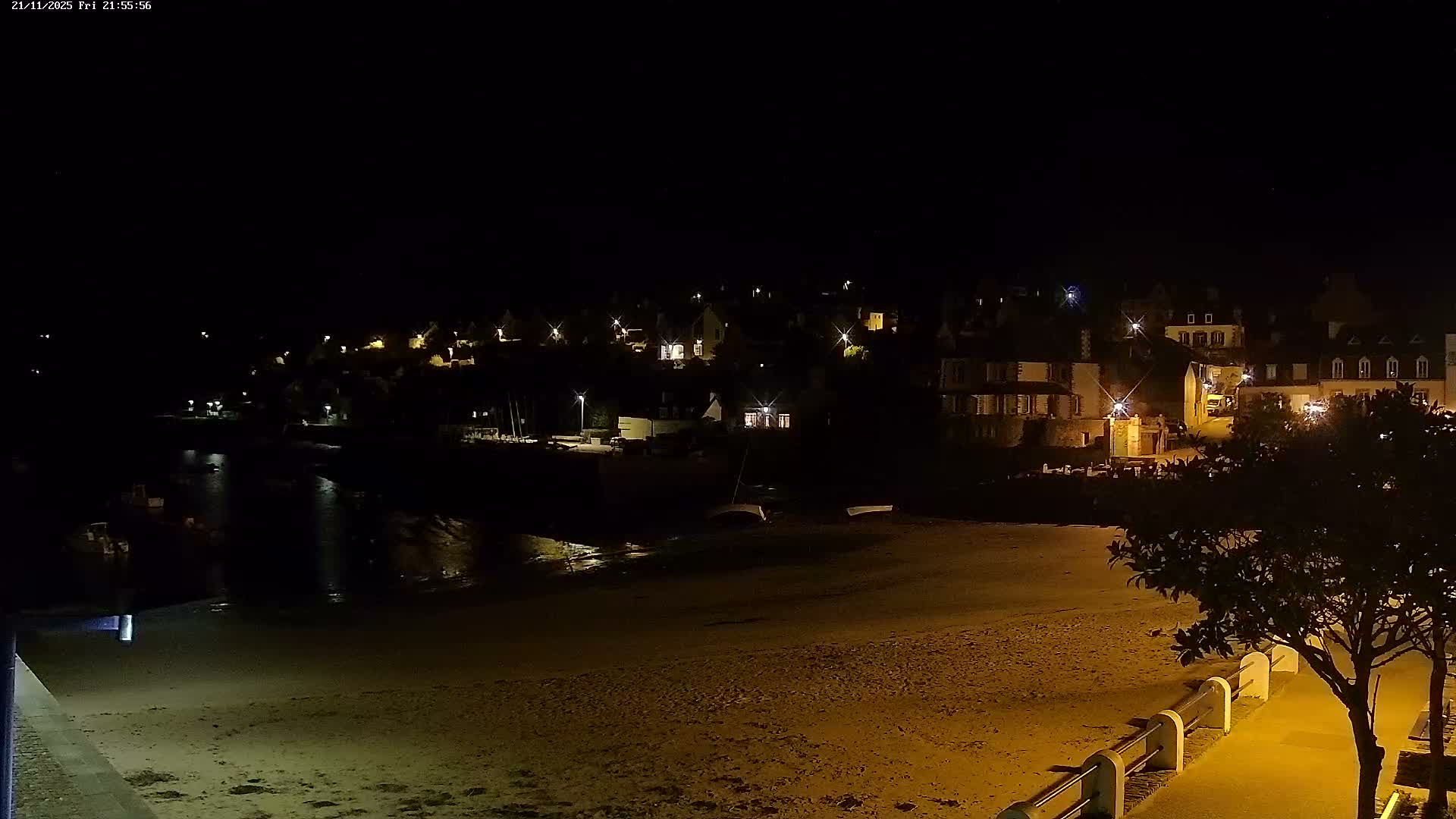 Locquirec Commune & Port Live Cam - Morlaix, Finistere, Bretagne, France