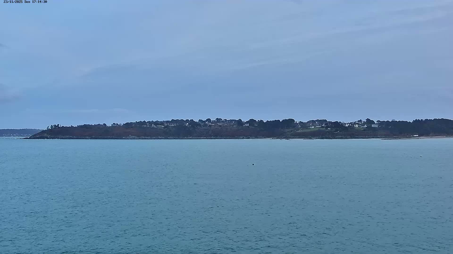 Locquirec Commune & Port Live Cam - Morlaix, Finistere, Bretagne, France