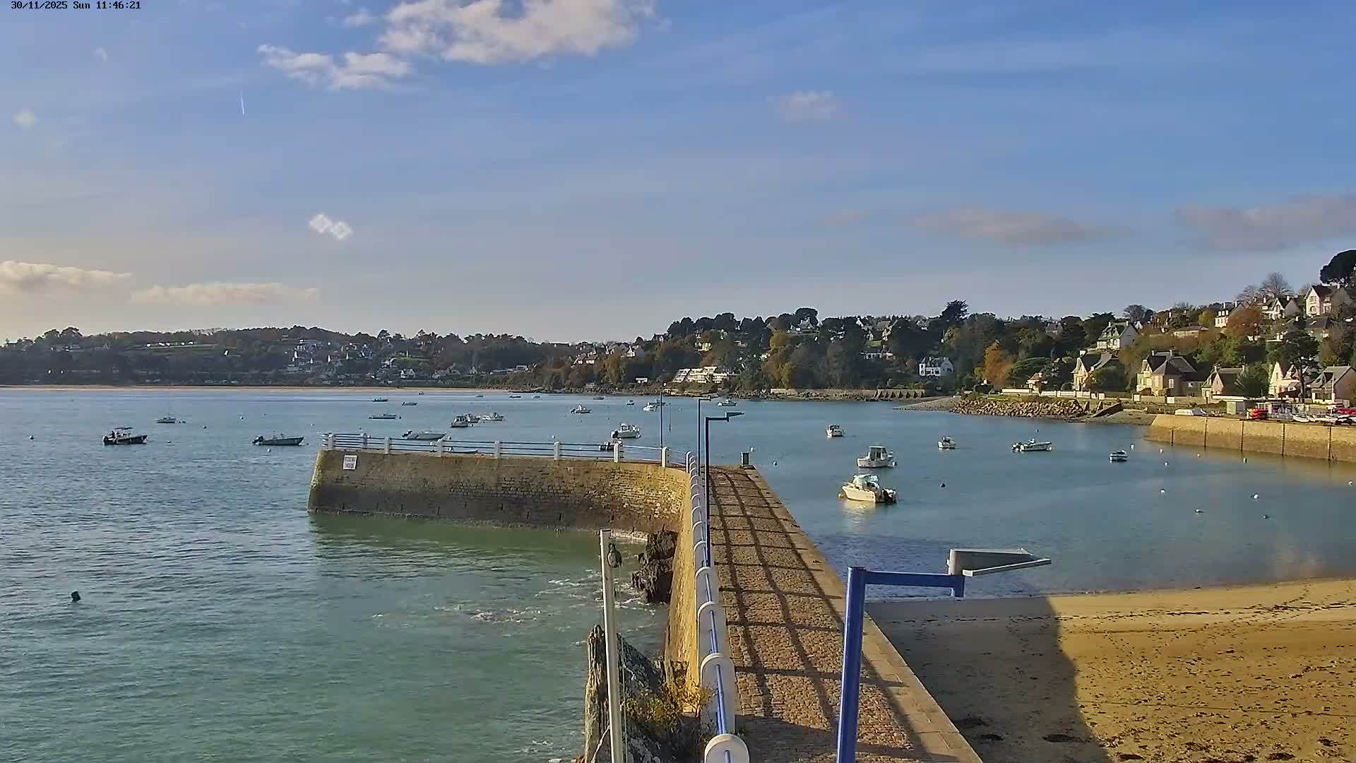 Locquirec Commune & Port Live Cam - Morlaix, Finistere, Bretagne, France
