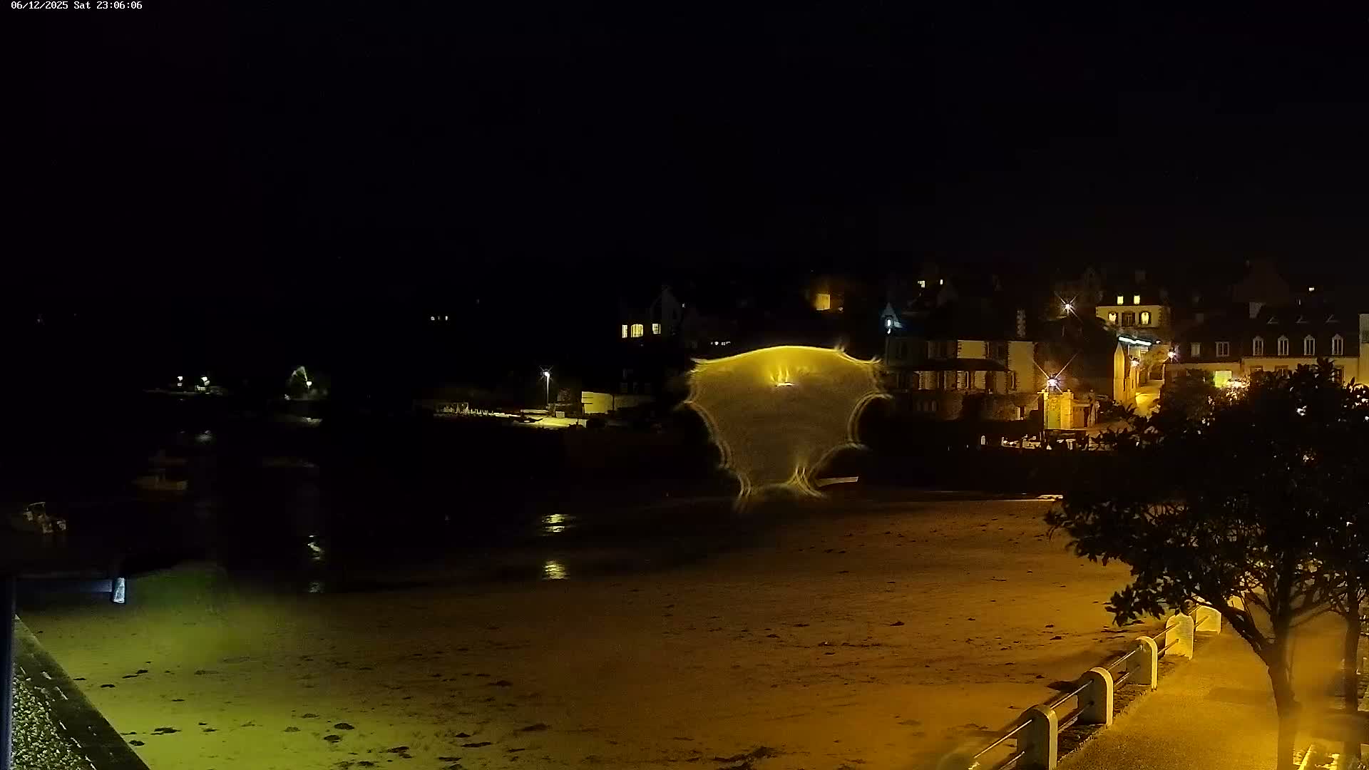 Locquirec Commune & Port Live Cam - Morlaix, Finistere, Bretagne, France