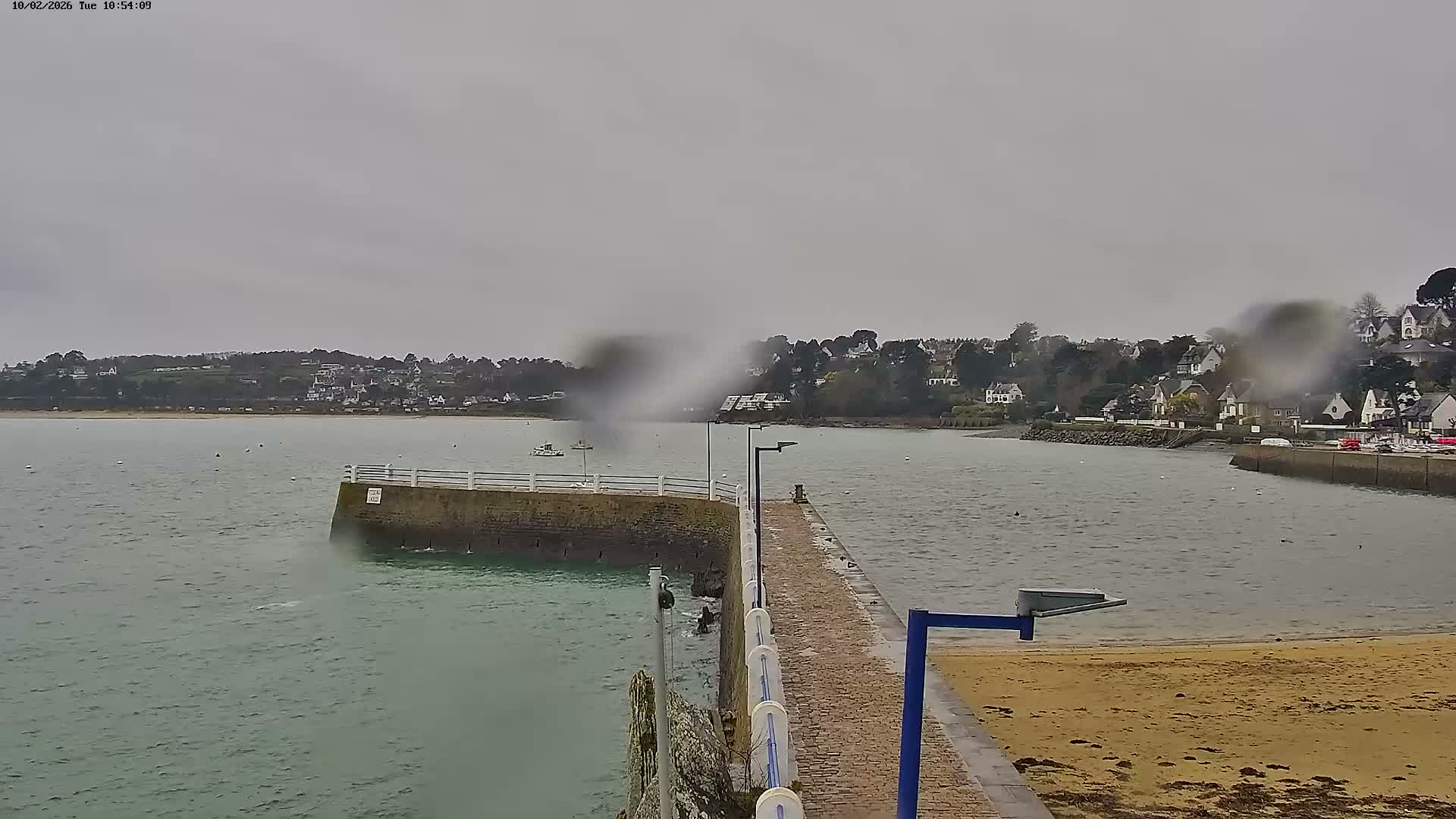 Locquirec Commune & Port Live Cam - Morlaix, Finistere, Bretagne, France