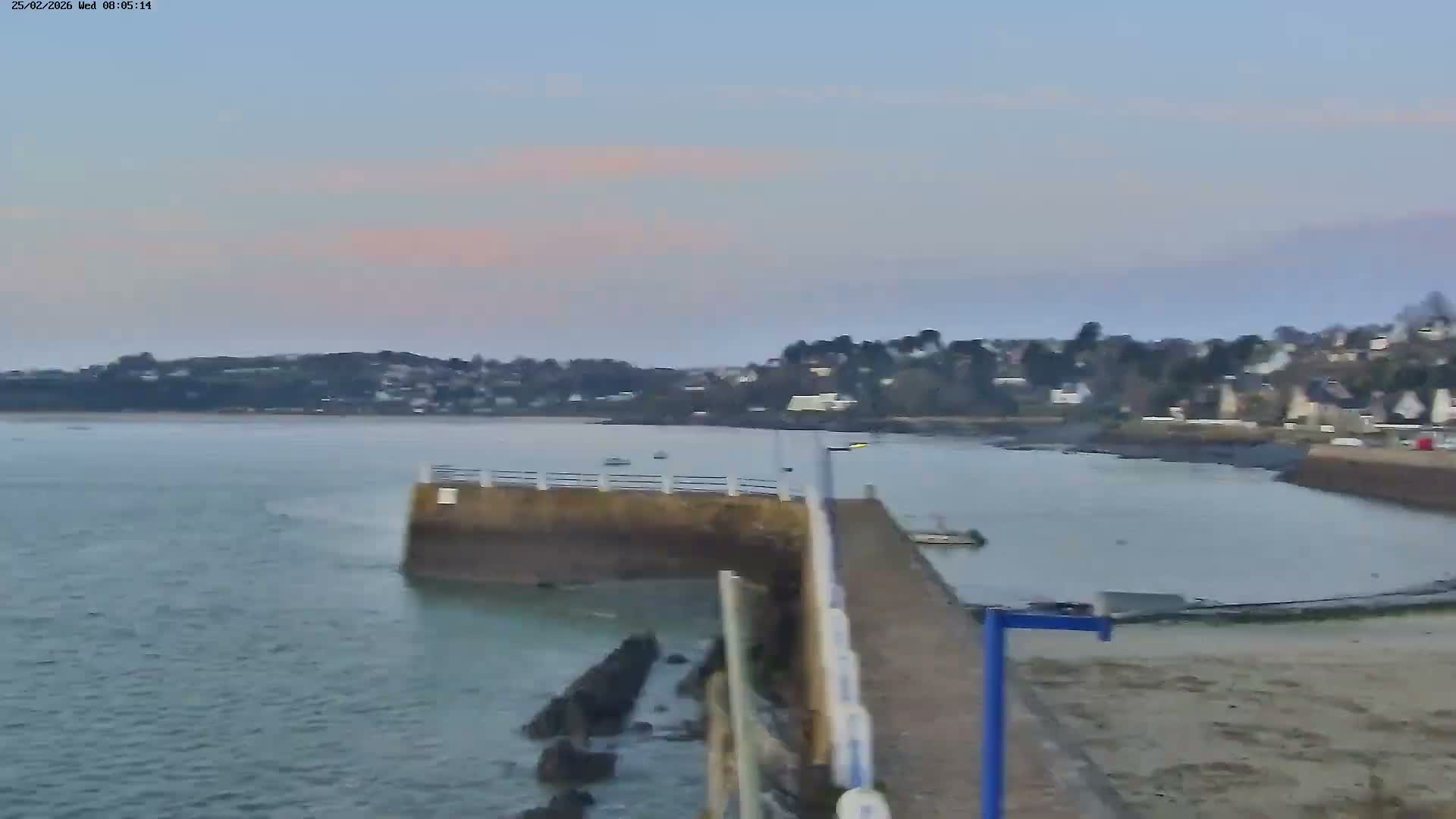 Locquirec Commune & Port Live Cam - Morlaix, Finistere, Bretagne, France