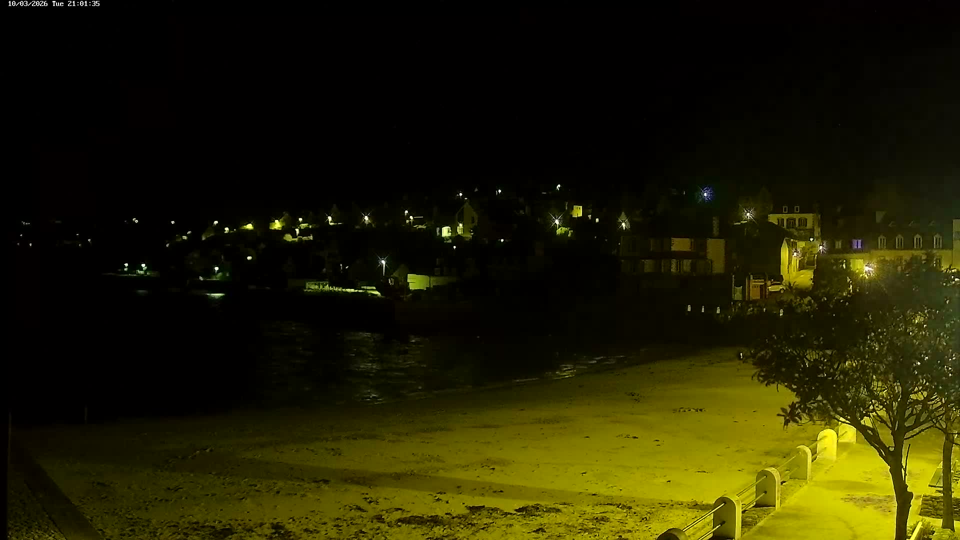 Locquirec Commune & Port Live Cam - Morlaix, Finistere, Bretagne, France