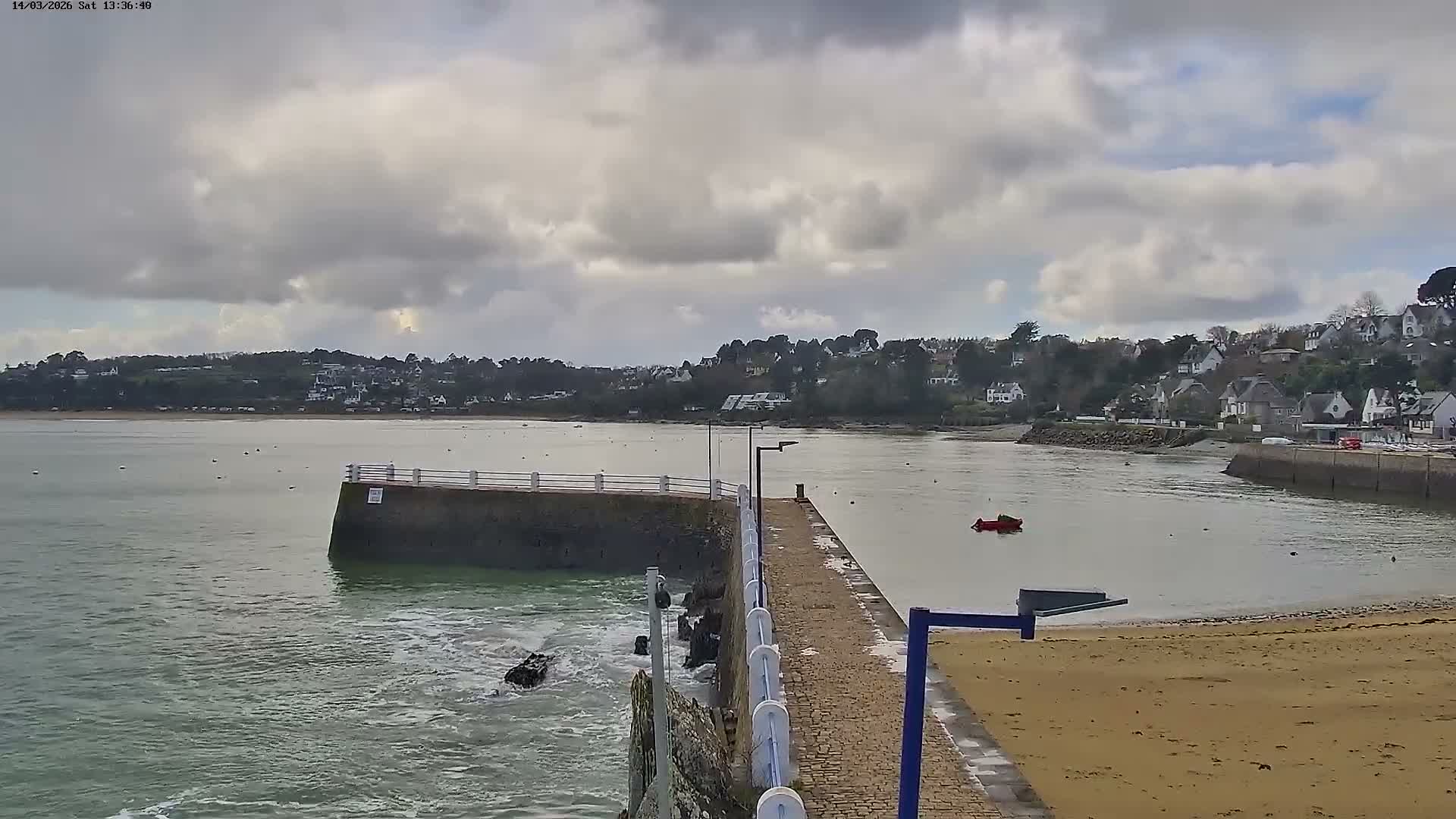 Locquirec Commune & Port Live Cam - Morlaix, Finistere, Bretagne, France