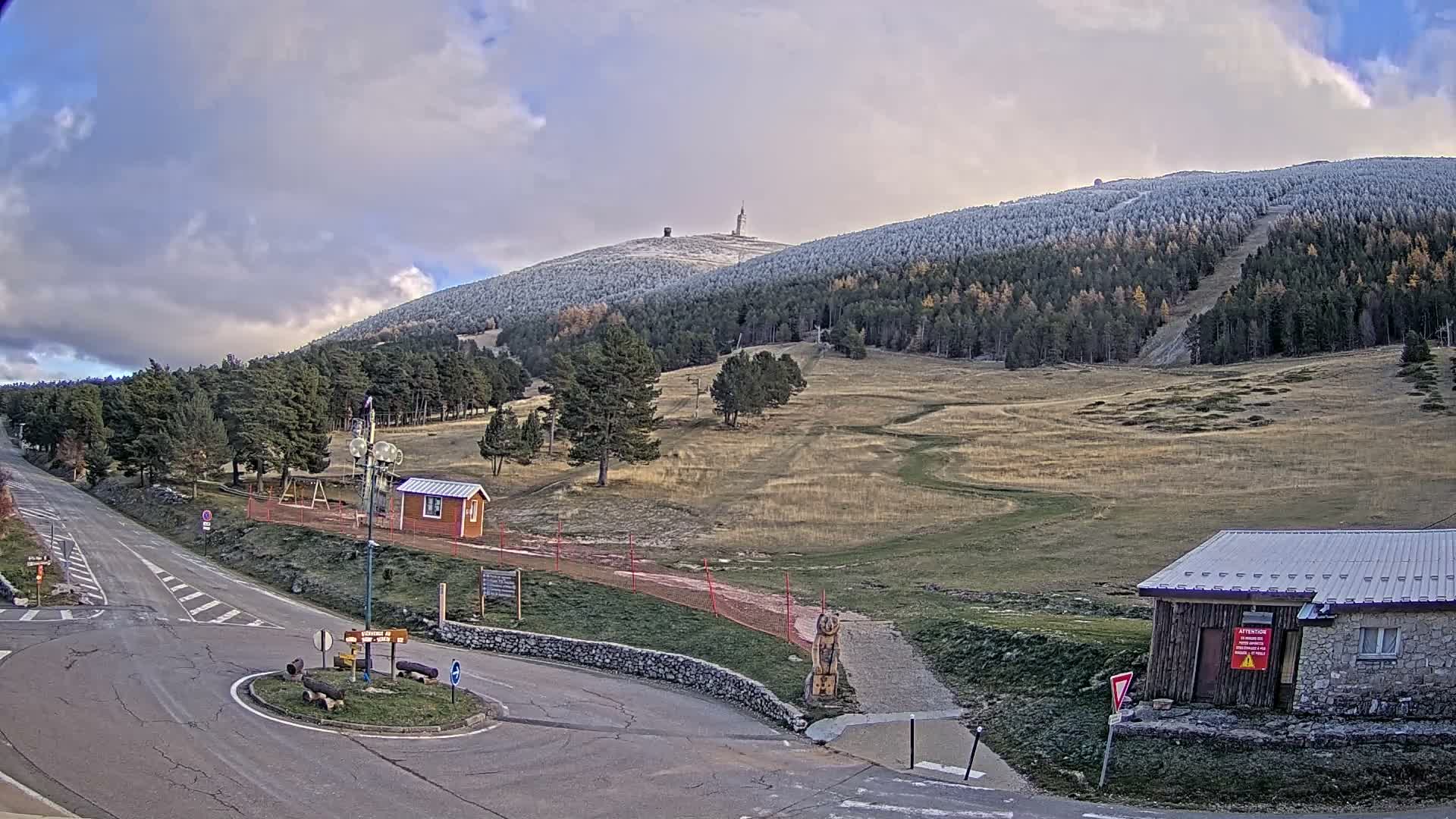 Montserein - Ventoux Mount Live Cam - Carpentras, Vaucluse, Provence-Alpes-Cote d’Azur
