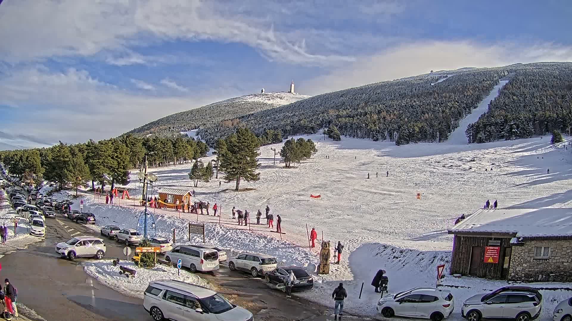 Montserein - Ventoux Mount Live Cam - Carpentras, Vaucluse, Provence-Alpes-Cote d’Azur