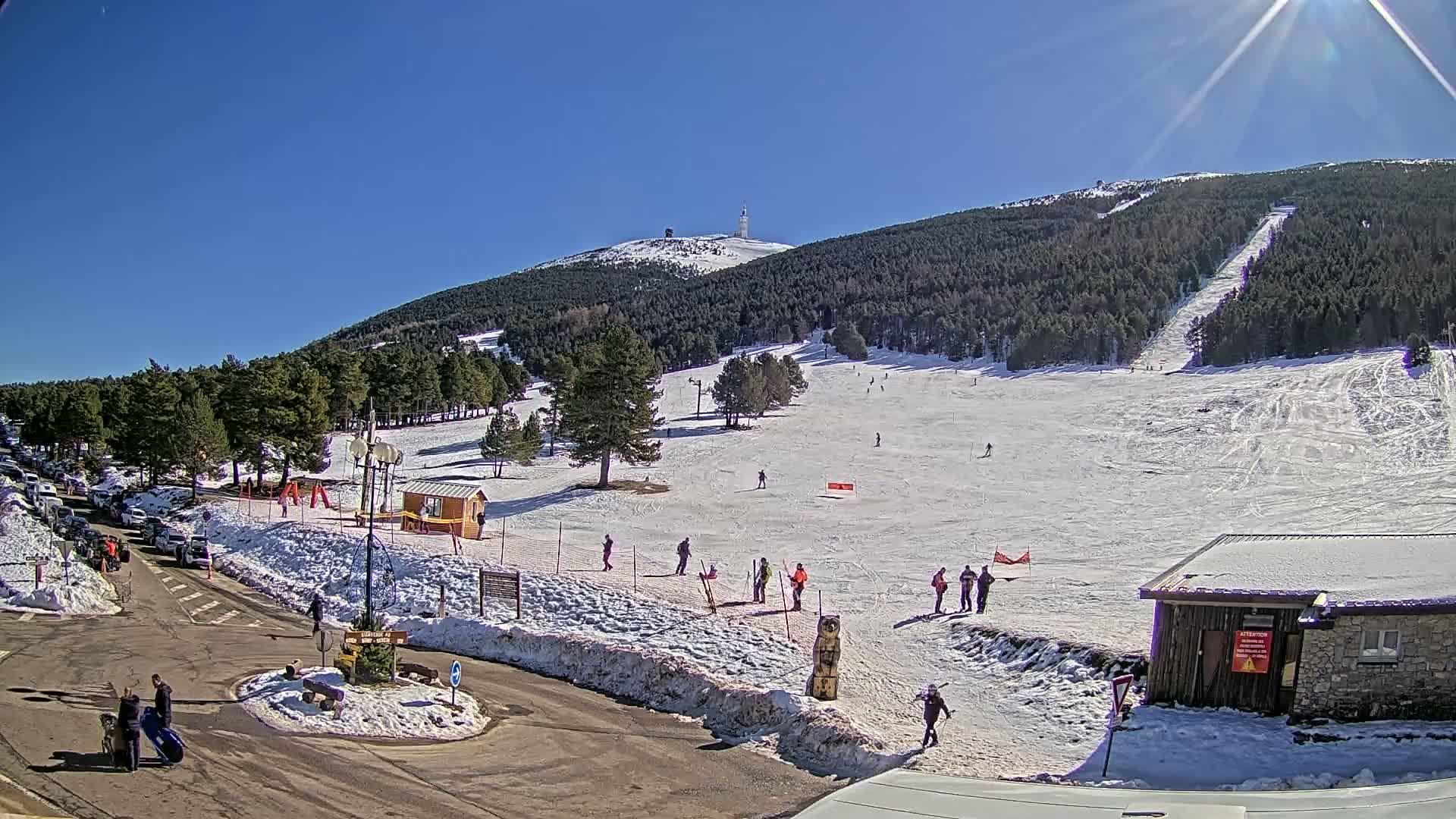 Montserein - Ventoux Mount Live Cam - Carpentras, Vaucluse, Provence-Alpes-Cote d’Azur