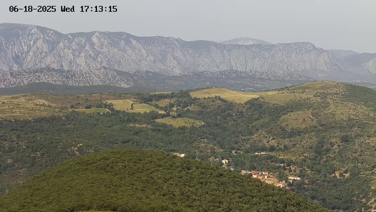 Prats de Sournia Village Live Cam - Prades, Pyrenees-Orientales, Occitanie, France