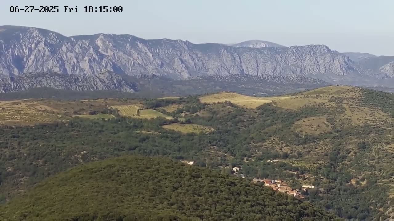 Prats de Sournia Village Live Cam - Prades, Pyrenees-Orientales, Occitanie, France