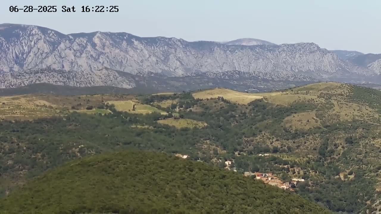 Prats de Sournia Village Live Cam - Prades, Pyrenees-Orientales, Occitanie, France