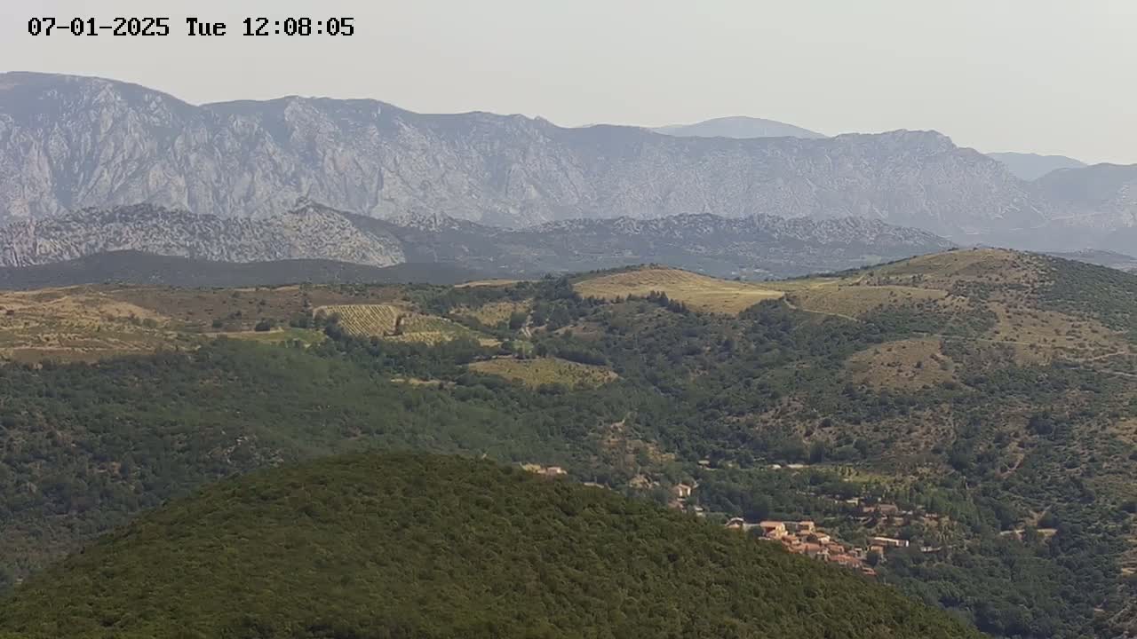 Prats de Sournia Village Live Cam - Prades, Pyrenees-Orientales, Occitanie, France