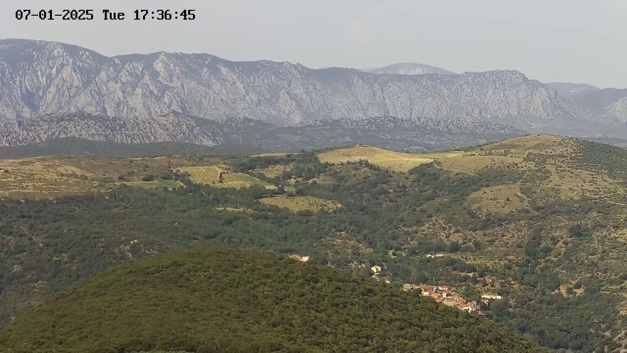 Prats de Sournia Village Live Cam - Prades, Pyrenees-Orientales, Occitanie, France