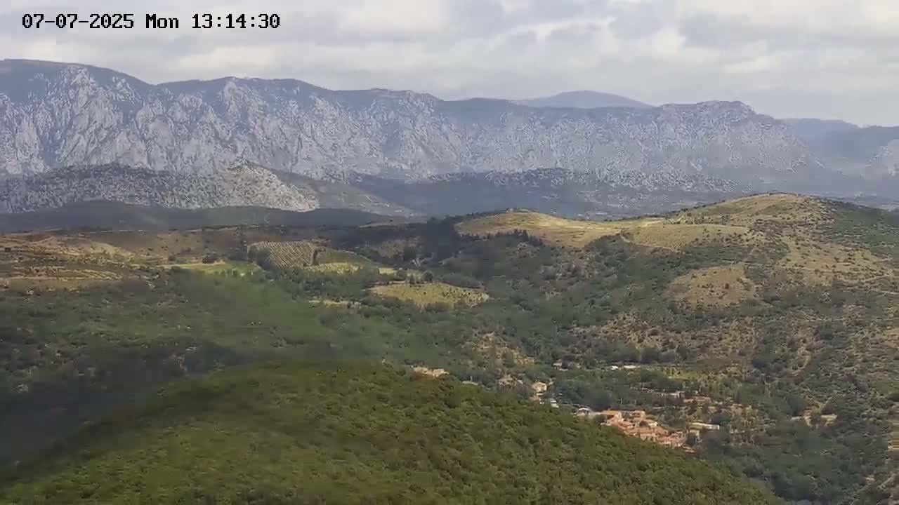 Prats de Sournia Village Live Cam - Prades, Pyrenees-Orientales, Occitanie, France