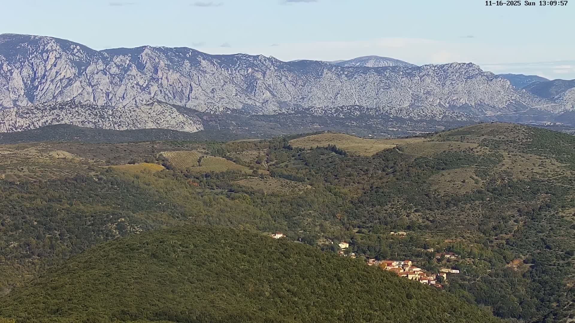 Prats de Sournia Village Live Cam - Prades, Pyrenees-Orientales, Occitanie, France