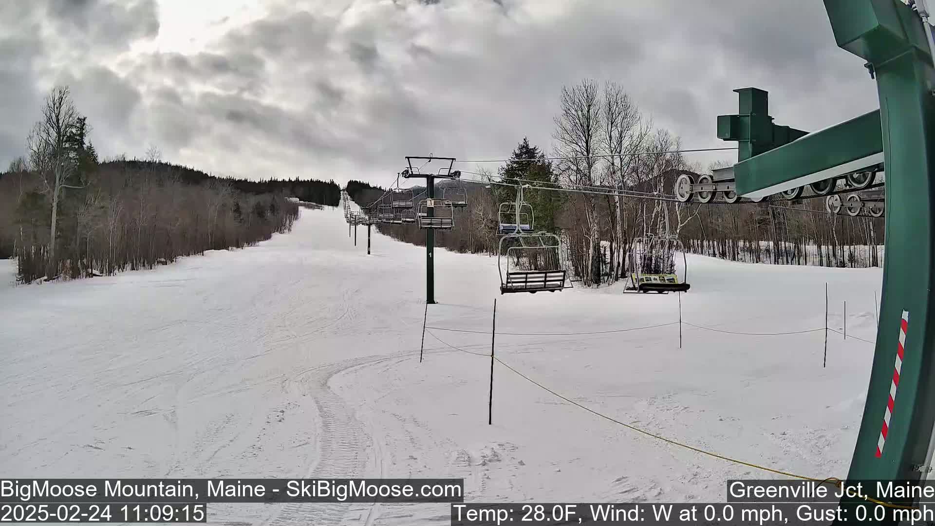 Big Moose Mountain Live Cam 2  Chairlift View - , Maine USA