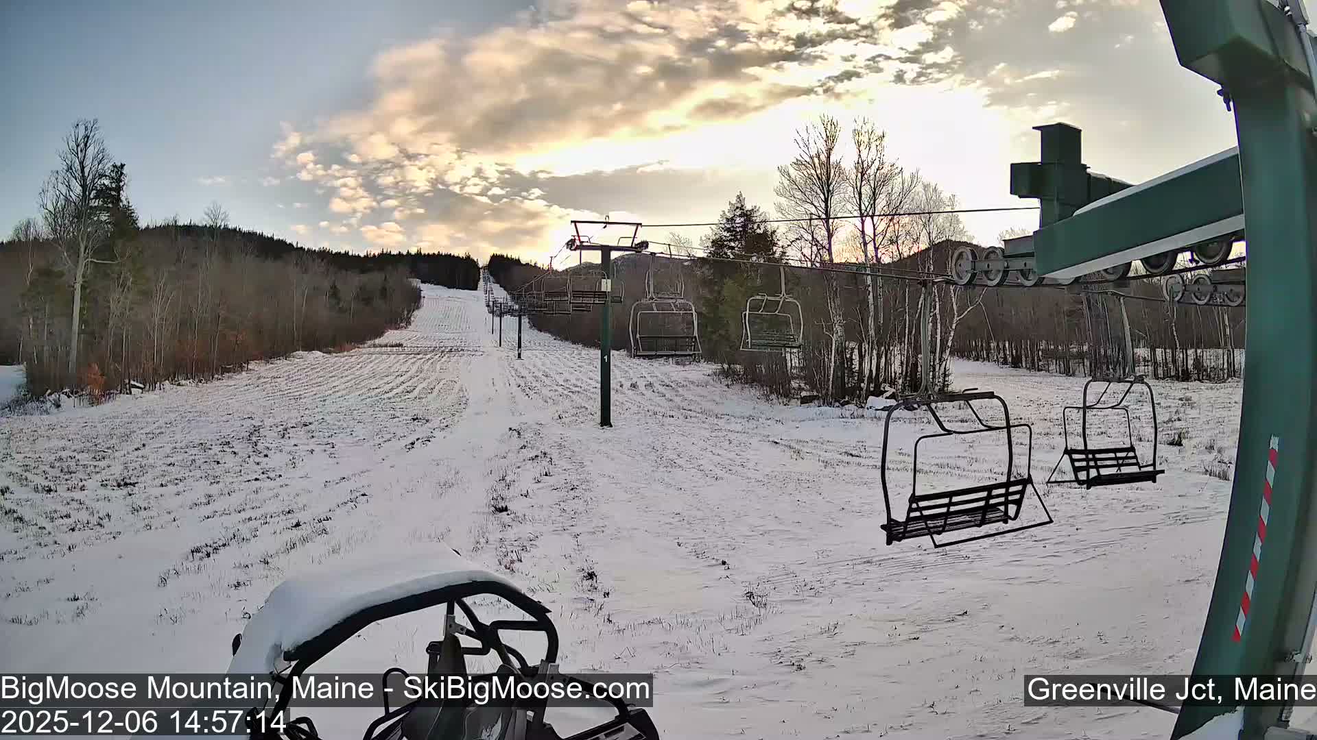 Big Moose Mountain Live Cam 2  Chairlift View - , Maine USA